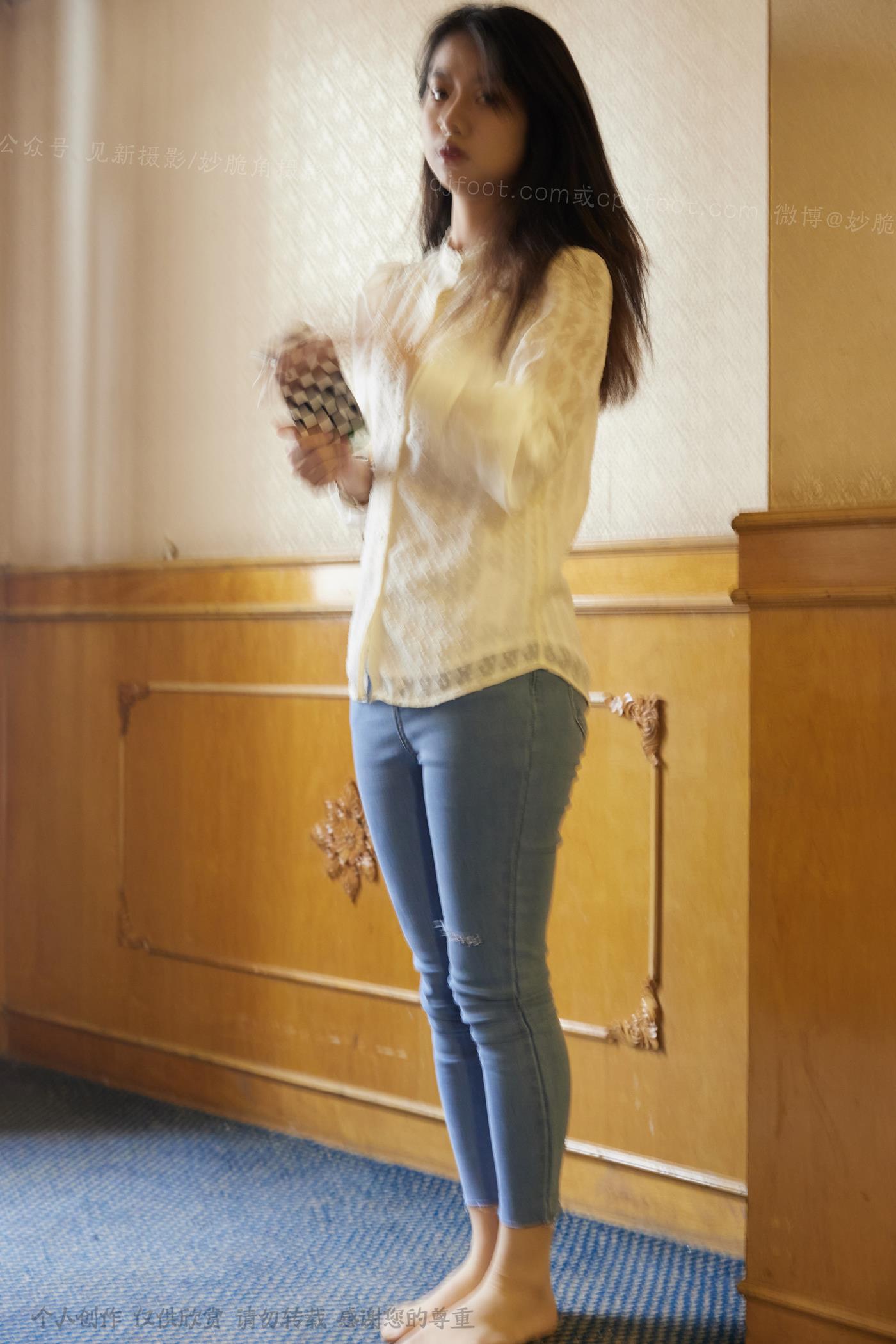 图片[53]-[见新摄影]NO.029 王家卫风格红色高跟鞋，质朴的生活气 (3) [57P] – 速更版-美库