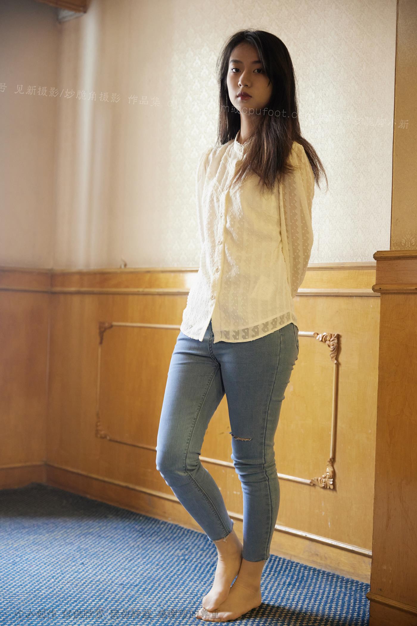 图片[54]-[见新摄影]NO.029 王家卫风格红色高跟鞋，质朴的生活气 (3) [57P] – 速更版-美库