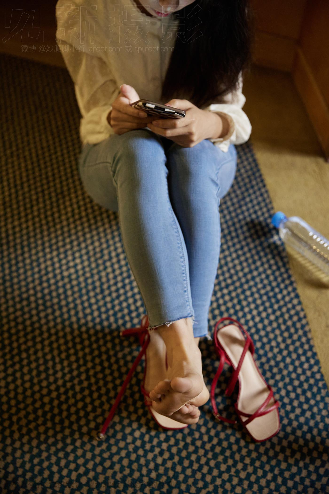 图片[50]-[见新摄影]NO.029 王家卫风格红色高跟鞋，质朴的生活气 (2) [88P] – 速更版-美库