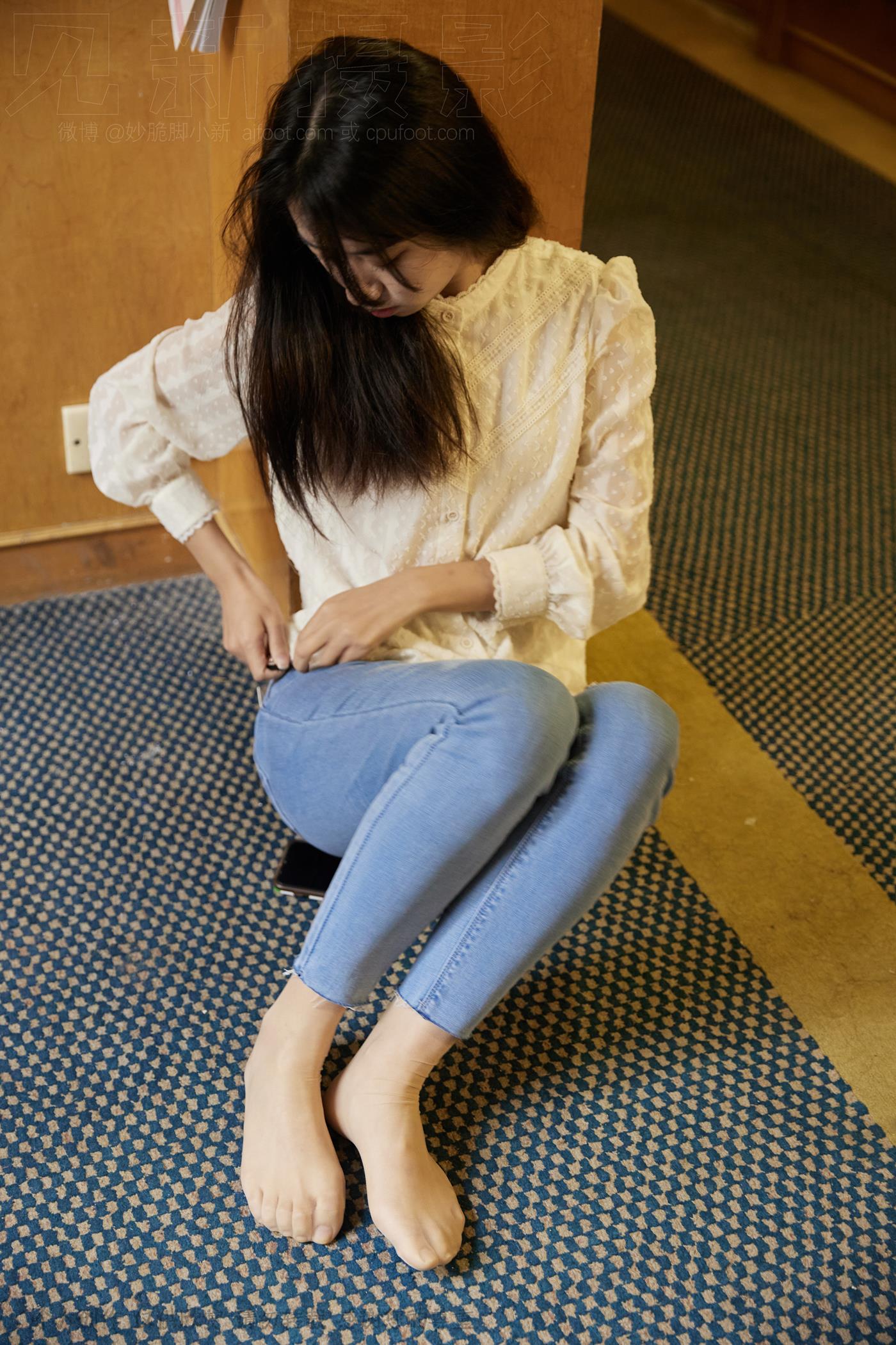 图片[57]-[见新摄影]NO.029 王家卫风格红色高跟鞋，质朴的生活气 (3) [57P] – 速更版-美库