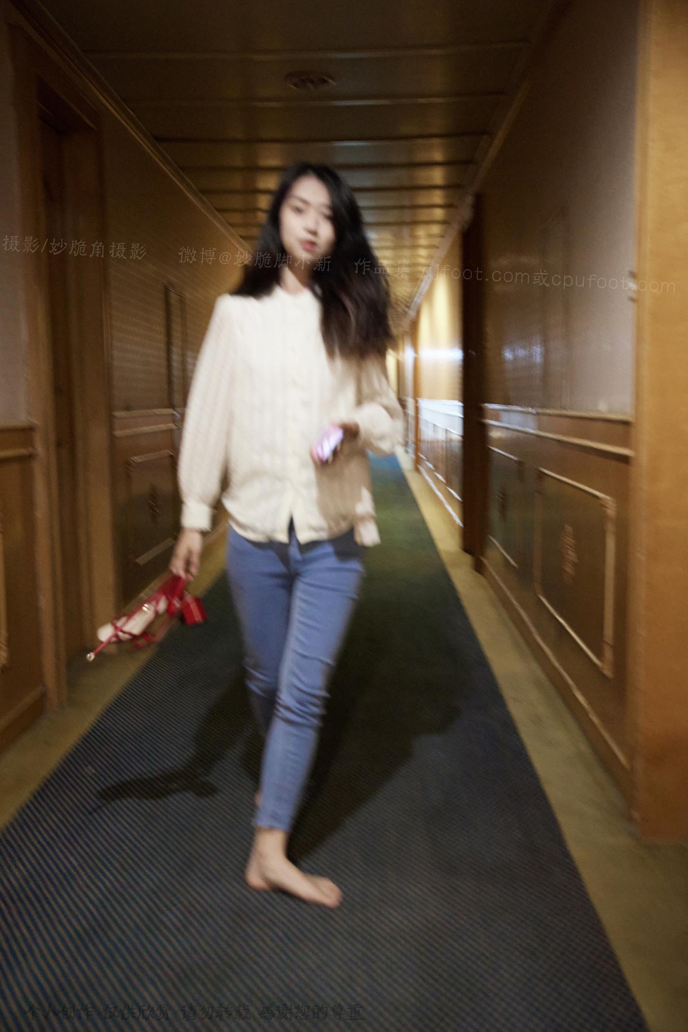 图片[64]-[见新摄影]NO.029 王家卫风格红色高跟鞋，质朴的生活气 (2) [88P] – 速更版-美库