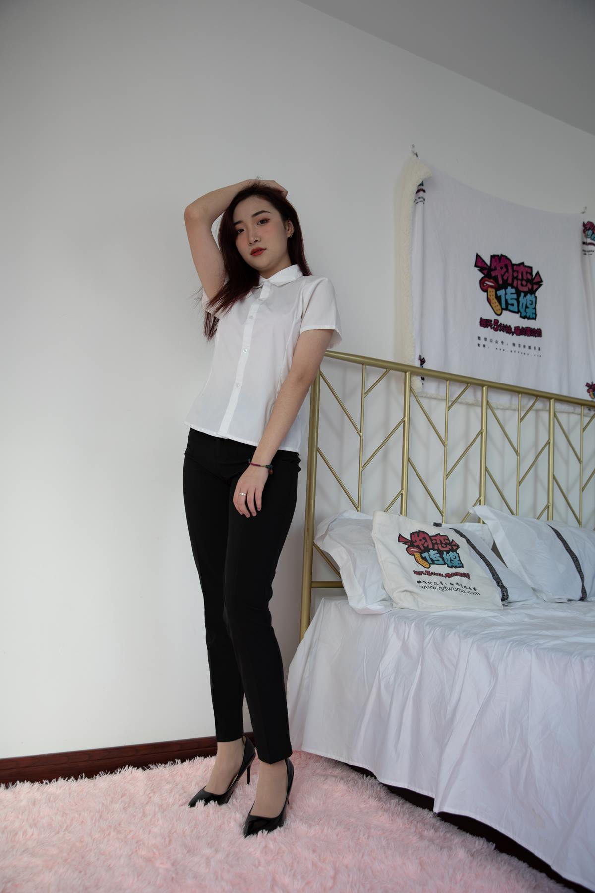 图片[24]-物恋传媒 NO.621 小晴-冬日梅林 (1) [84P] – 速更版-美库