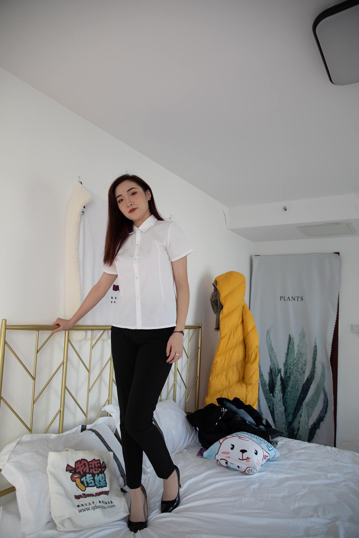 图片[60]-物恋传媒 NO.621 小晴-冬日梅林 (1) [84P] – 速更版-美库