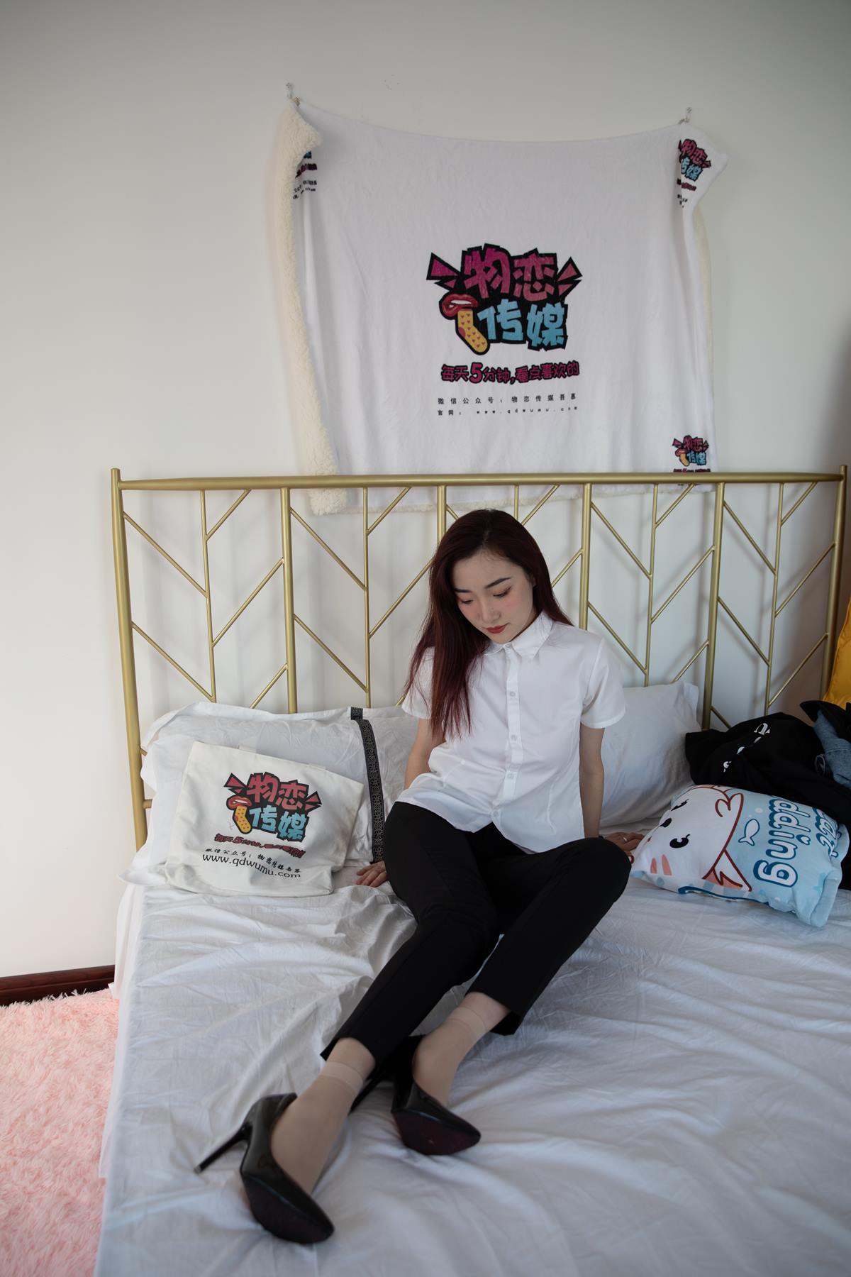 图片[73]-物恋传媒 NO.621 小晴-冬日梅林 (1) [84P] – 速更版-美库