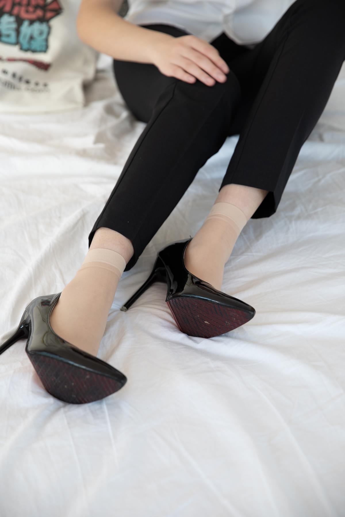 图片[74]-物恋传媒 NO.621 小晴-冬日梅林 (1) [84P] – 速更版-美库