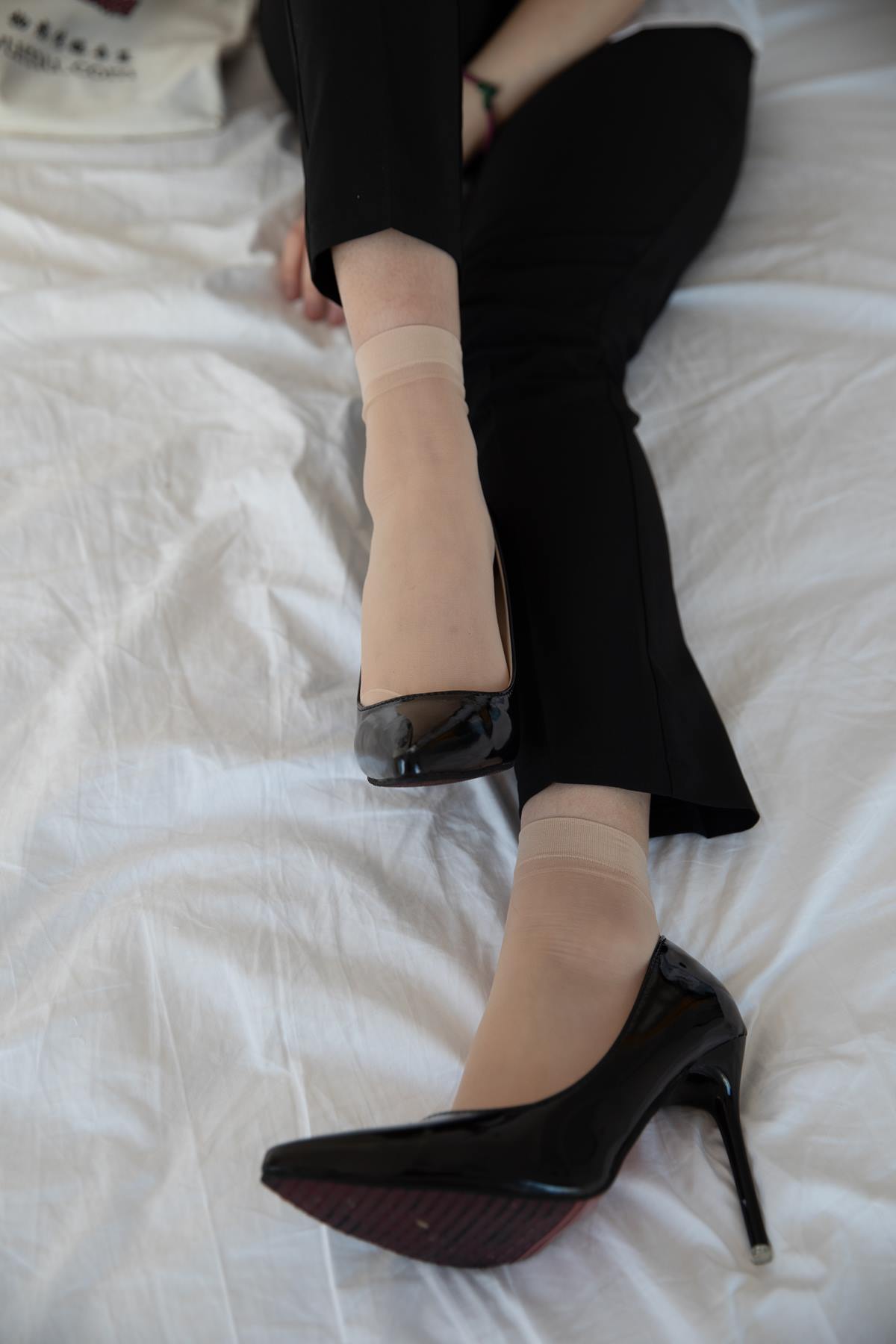 图片[77]-物恋传媒 NO.621 小晴-冬日梅林 (1) [84P] – 速更版-美库