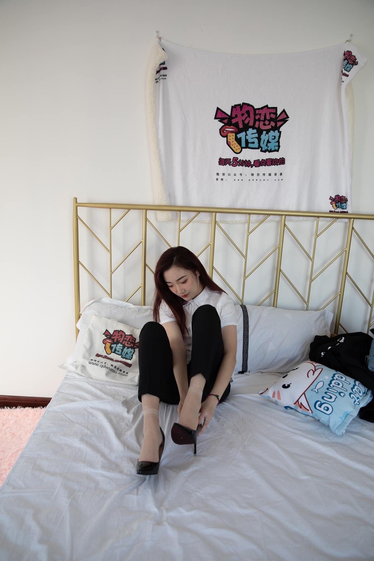 图片[84]-物恋传媒 NO.621 小晴-冬日梅林 (1) [84P] – 速更版-美库