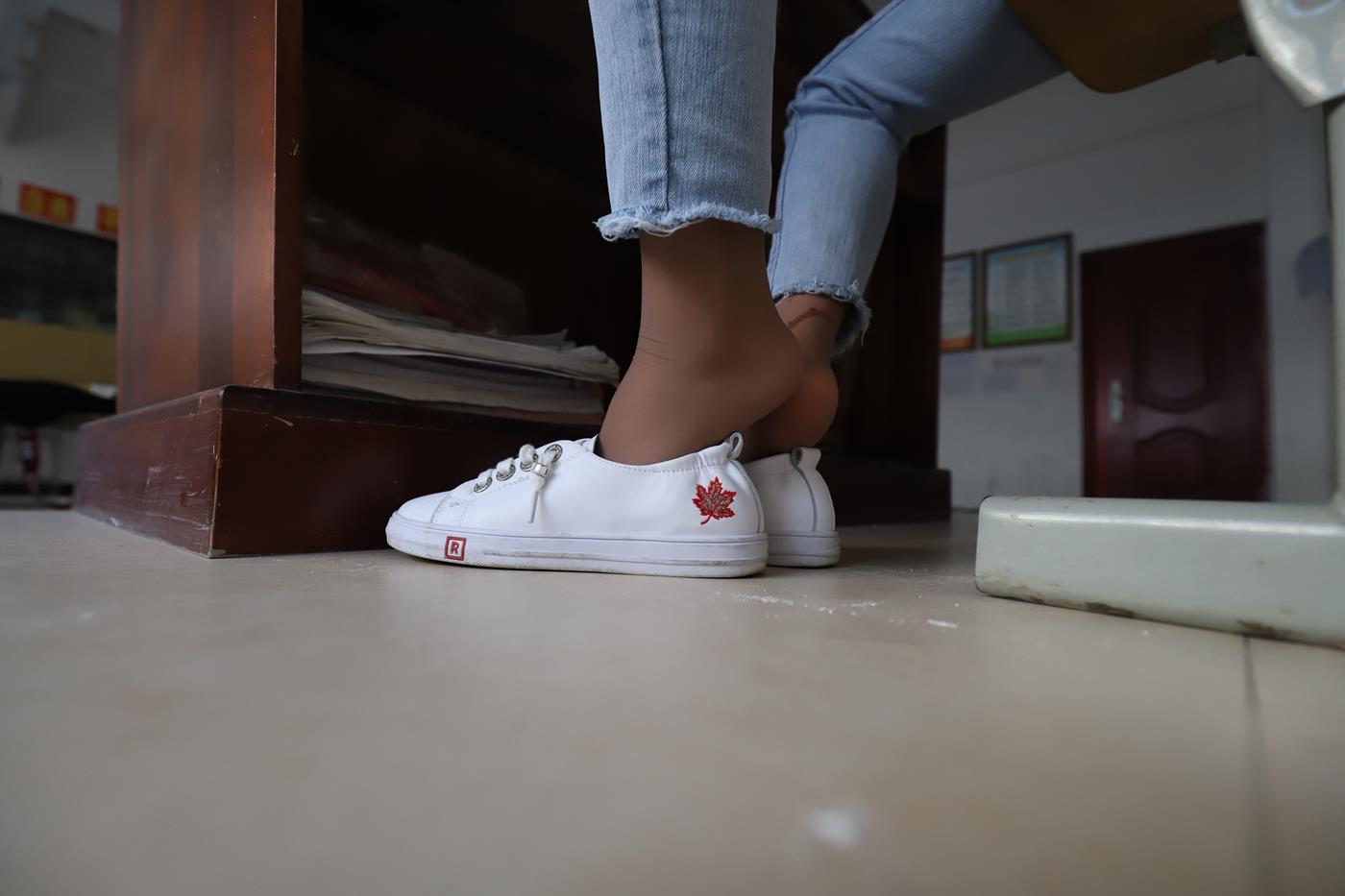 图片[28]-大西瓜爱牙膏-2019 10月活动 模特2（二） 牛仔裤里薄肉丝 (1) [88P] – 速更版-美库