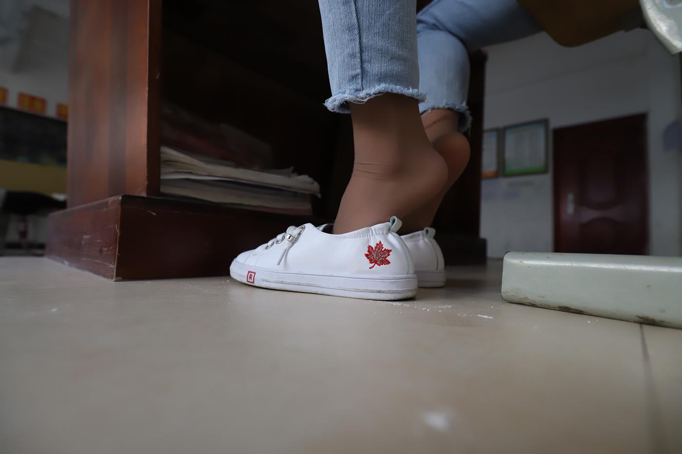 图片[34]-大西瓜爱牙膏-2019 10月活动 模特2（二） 牛仔裤里薄肉丝 (1) [88P] – 速更版-美库