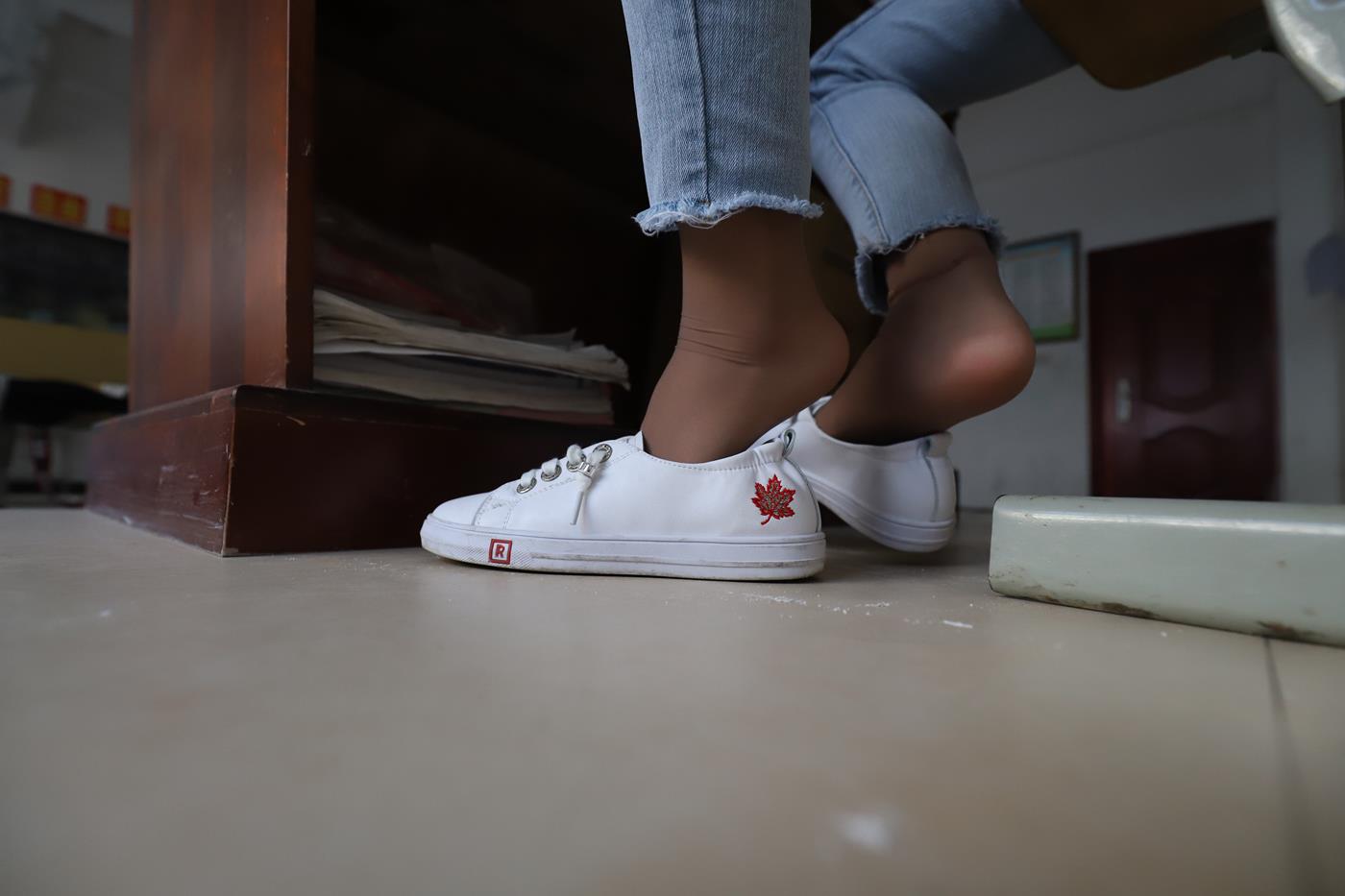 图片[35]-大西瓜爱牙膏-2019 10月活动 模特2（二） 牛仔裤里薄肉丝 (1) [88P] – 速更版-美库