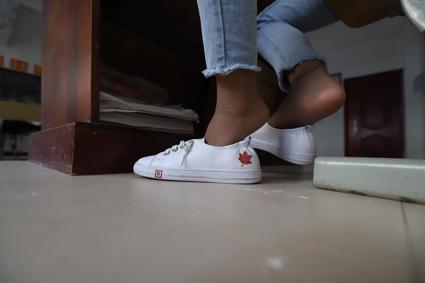 图片[36]-大西瓜爱牙膏-2019 10月活动 模特2（二） 牛仔裤里薄肉丝 (1) [88P] – 速更版-美库