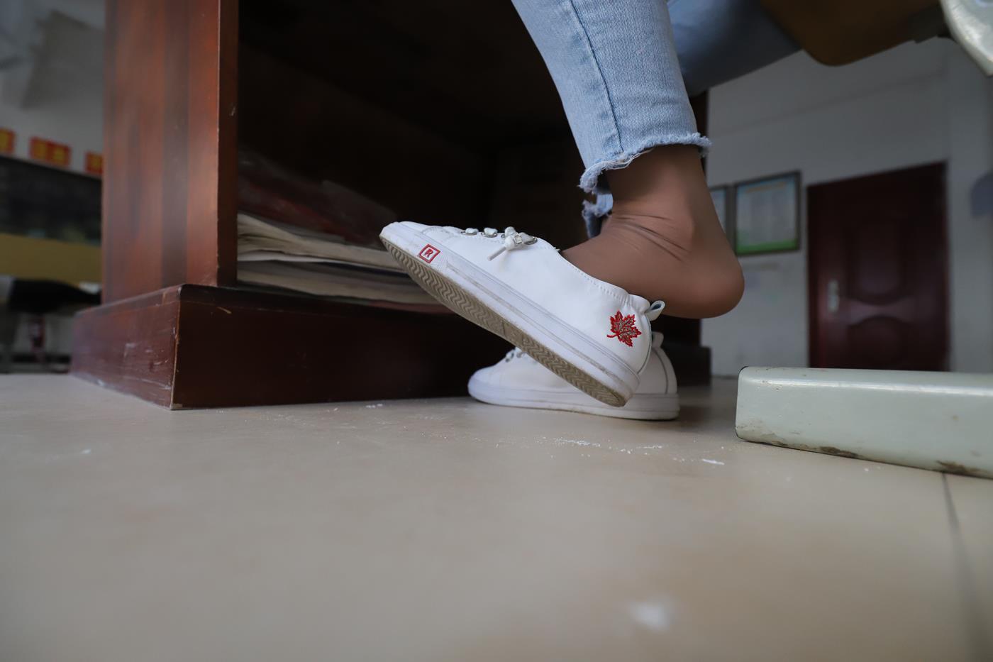 图片[37]-大西瓜爱牙膏-2019 10月活动 模特2（二） 牛仔裤里薄肉丝 (1) [88P] – 速更版-美库