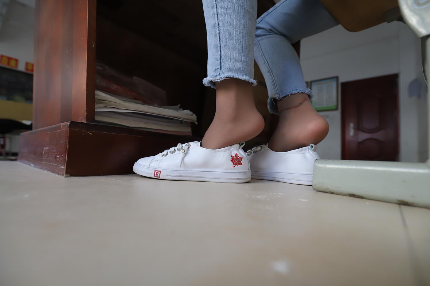 图片[44]-大西瓜爱牙膏-2019 10月活动 模特2（二） 牛仔裤里薄肉丝 (1) [88P] – 速更版-美库