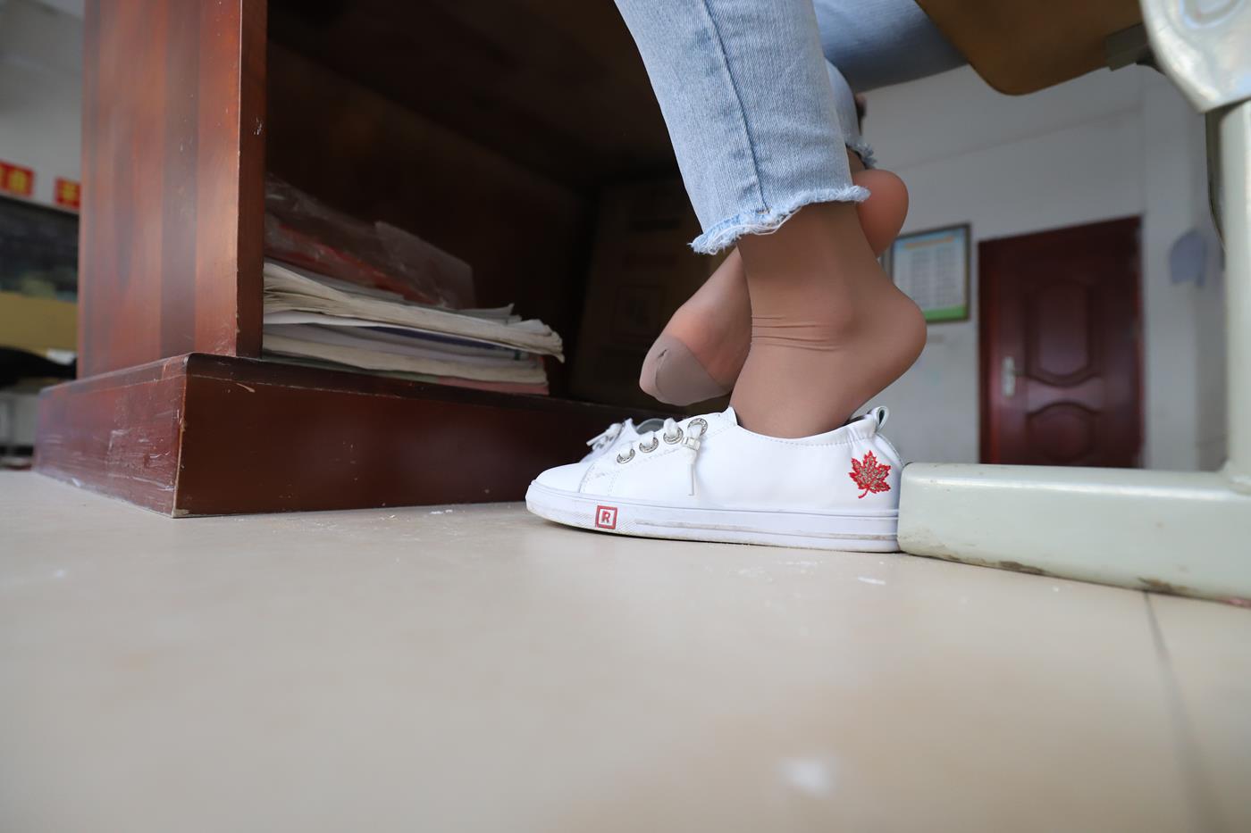 图片[51]-大西瓜爱牙膏-2019 10月活动 模特2（二） 牛仔裤里薄肉丝 (1) [88P] – 速更版-美库