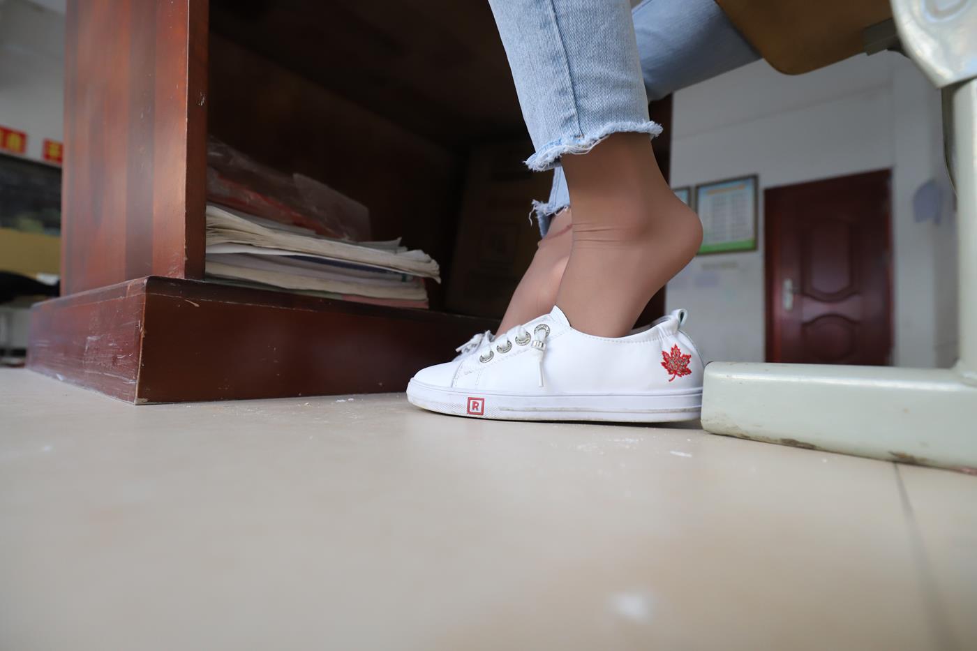 图片[52]-大西瓜爱牙膏-2019 10月活动 模特2（二） 牛仔裤里薄肉丝 (1) [88P] – 速更版-美库