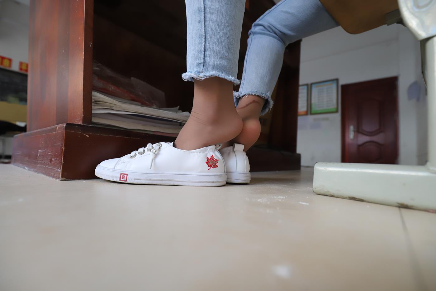 图片[54]-大西瓜爱牙膏-2019 10月活动 模特2（二） 牛仔裤里薄肉丝 (1) [88P] – 速更版-美库