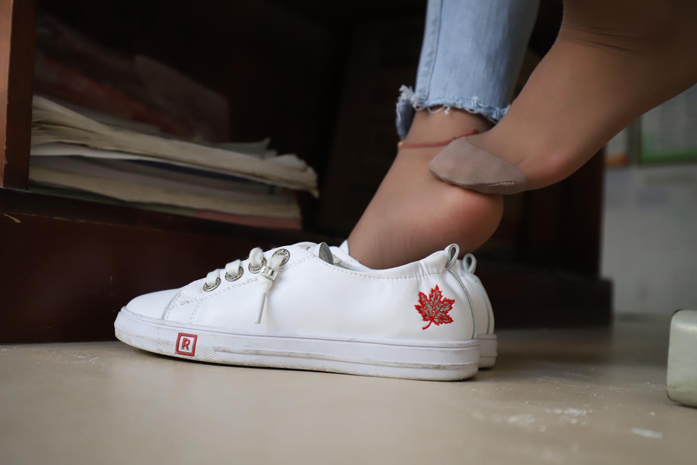 图片[60]-大西瓜爱牙膏-2019 10月活动 模特2（二） 牛仔裤里薄肉丝 (1) [88P] – 速更版-美库