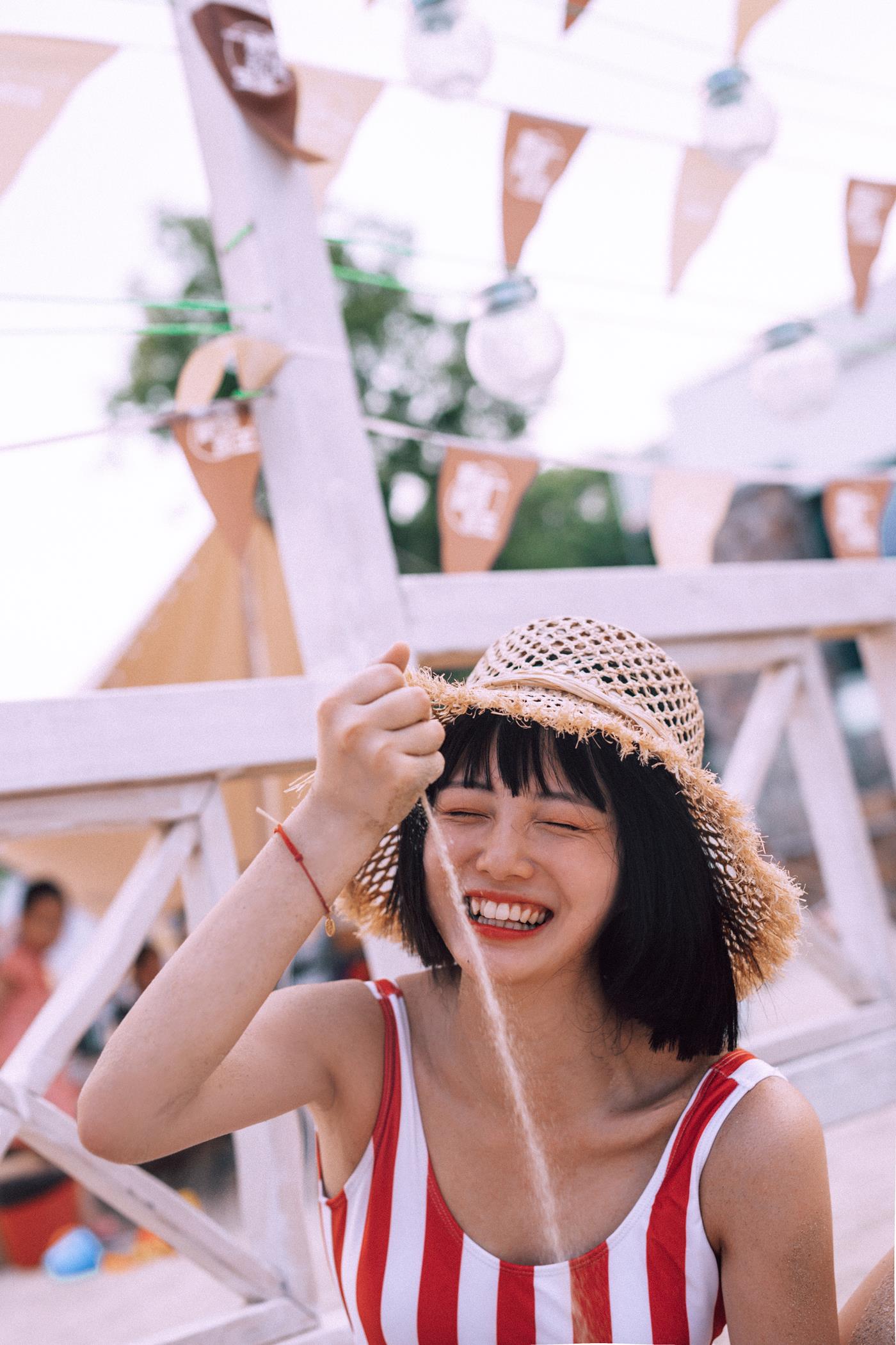 图片[19]-[YITUYU艺图语] 2021.11.24 红色沙滩少女 黎美汐 [42P] – 速更版-美库