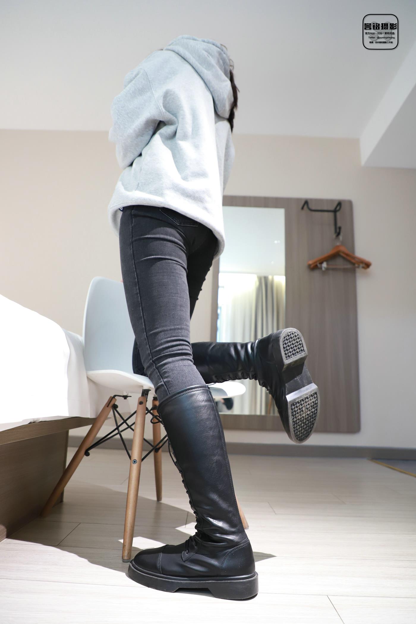 图片[18]-[誉铭传媒]袜足摄影 2022年《2022.04.22特约作品》[90P] – 速更版-美库