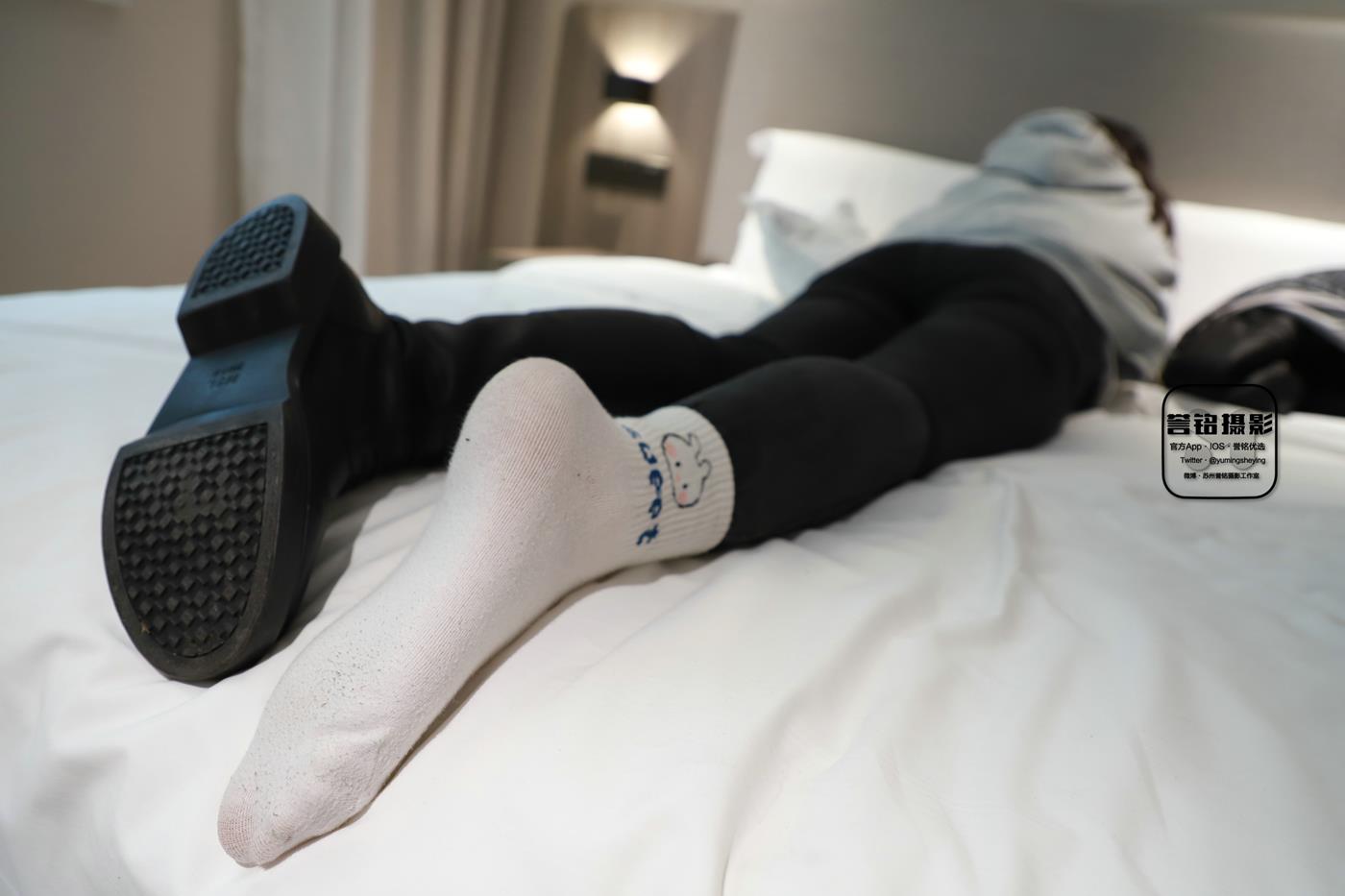 图片[33]-[誉铭传媒]袜足摄影 2022年《2022.04.22特约作品》[90P] – 速更版-美库
