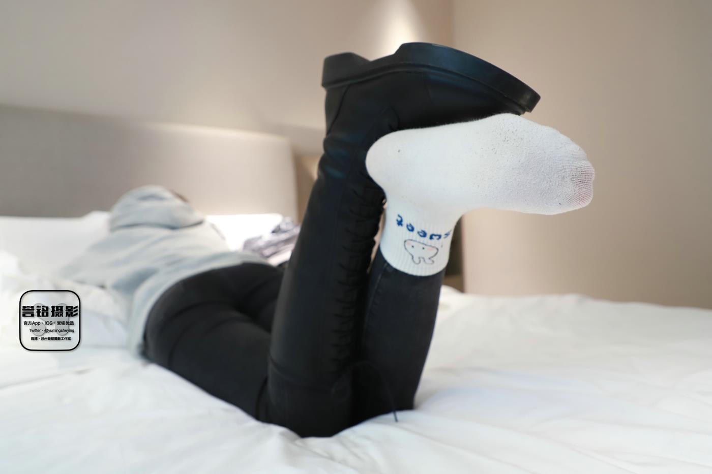 图片[36]-[誉铭传媒]袜足摄影 2022年《2022.04.22特约作品》[90P] – 速更版-美库