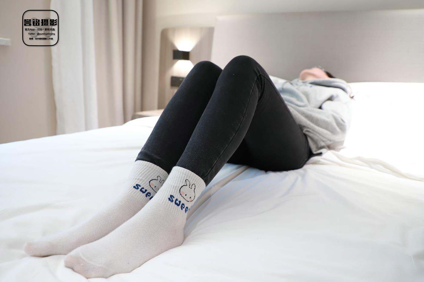 图片[60]-[誉铭传媒]袜足摄影 2022年《2022.04.22特约作品》[90P] – 速更版-美库