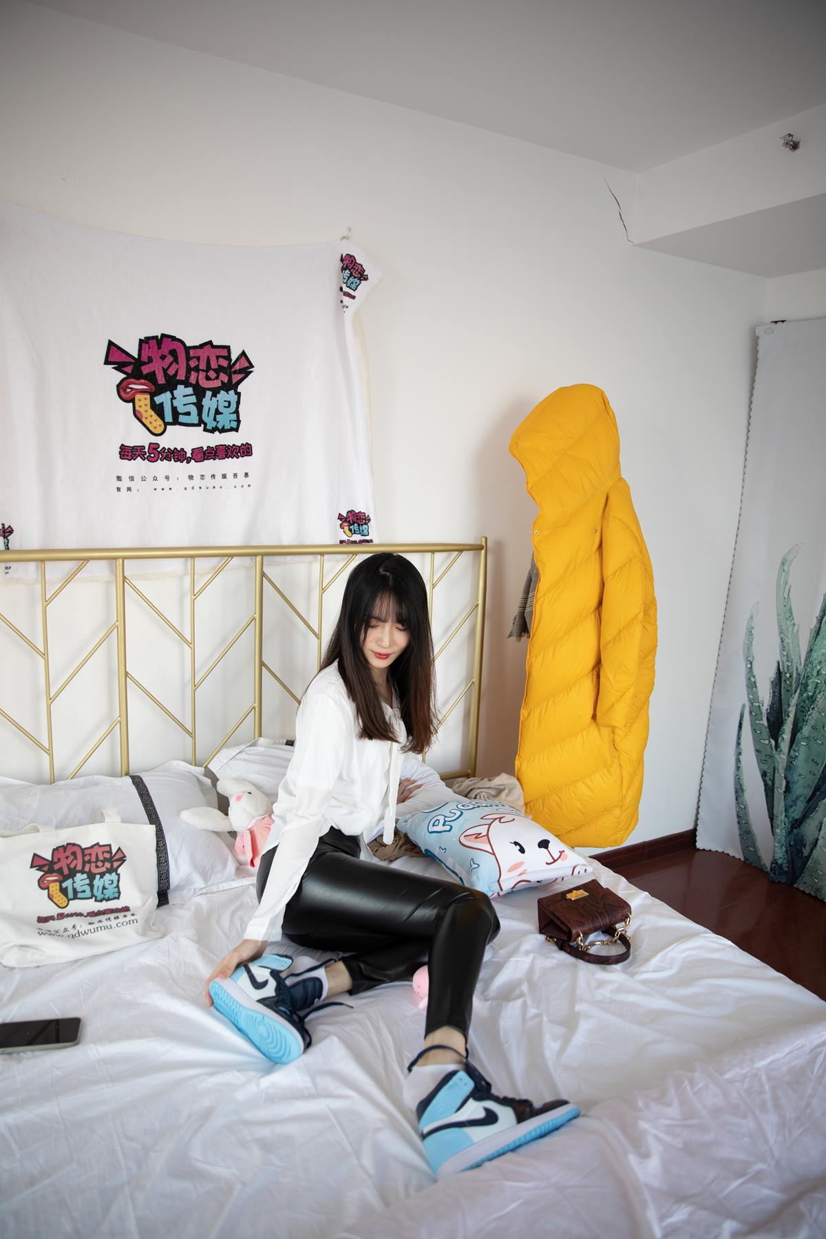 图片[59]-物恋传媒 NO.622 猫耳-蓝色的月亮 (1) [84P] – 速更版-美库