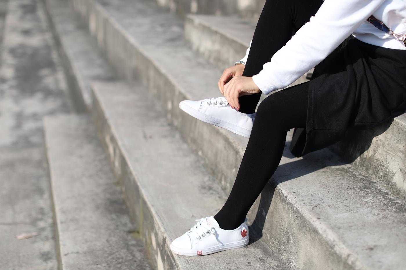 图片[18]-大西瓜爱牙膏-2019 10月活动 模特2（二） 校园厚黑丝 [104P] – 速更版-美库