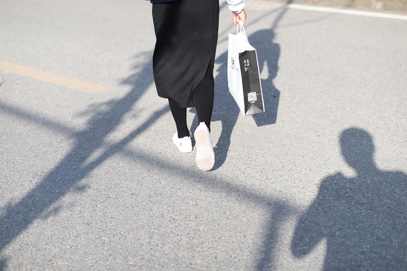 图片[25]-大西瓜爱牙膏-2019 10月活动 模特2（二） 校园厚黑丝 [104P] – 速更版-美库