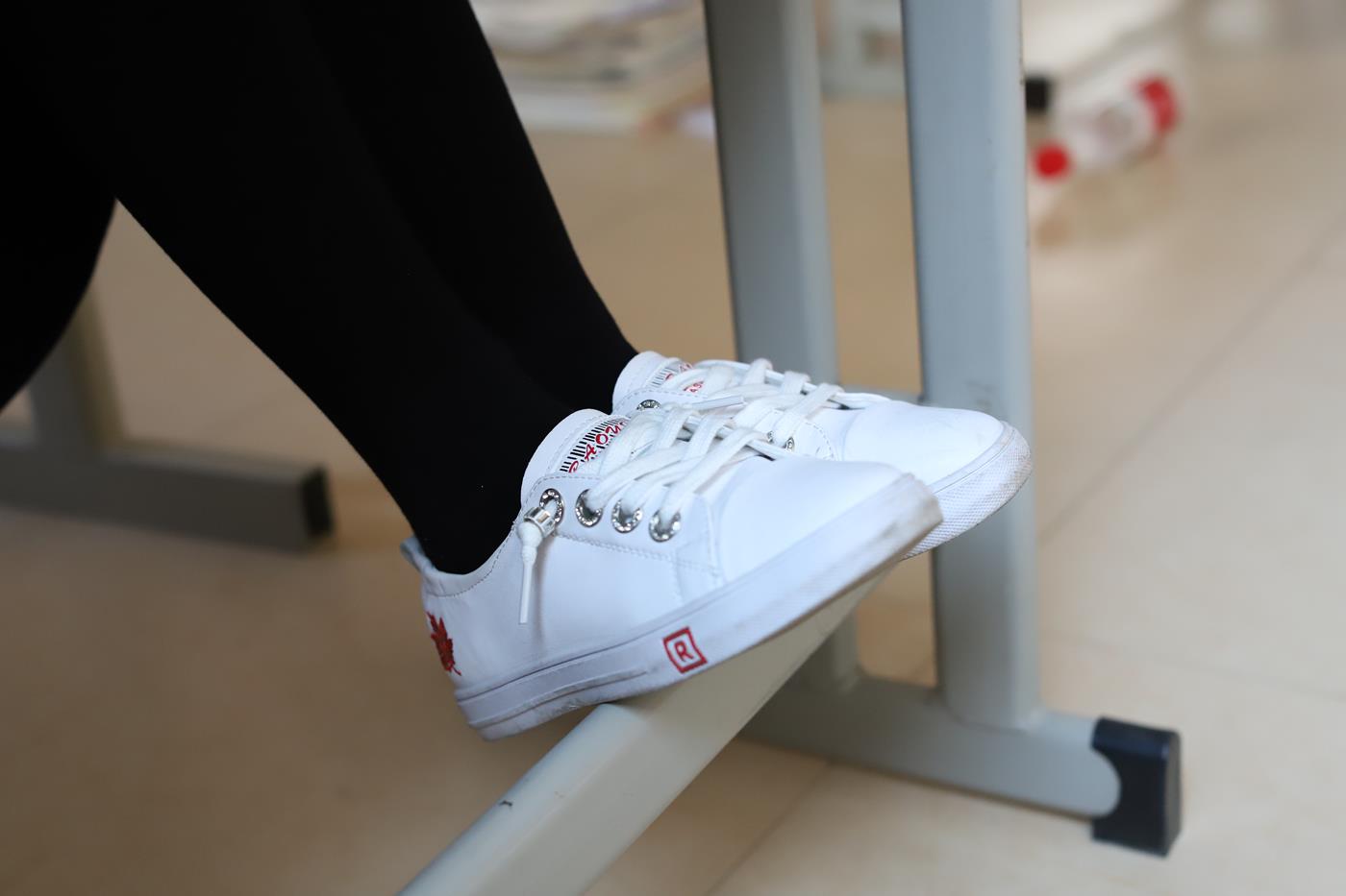 图片[42]-大西瓜爱牙膏-2019 10月活动 模特2（二） 校园厚黑丝 [104P] – 速更版-美库