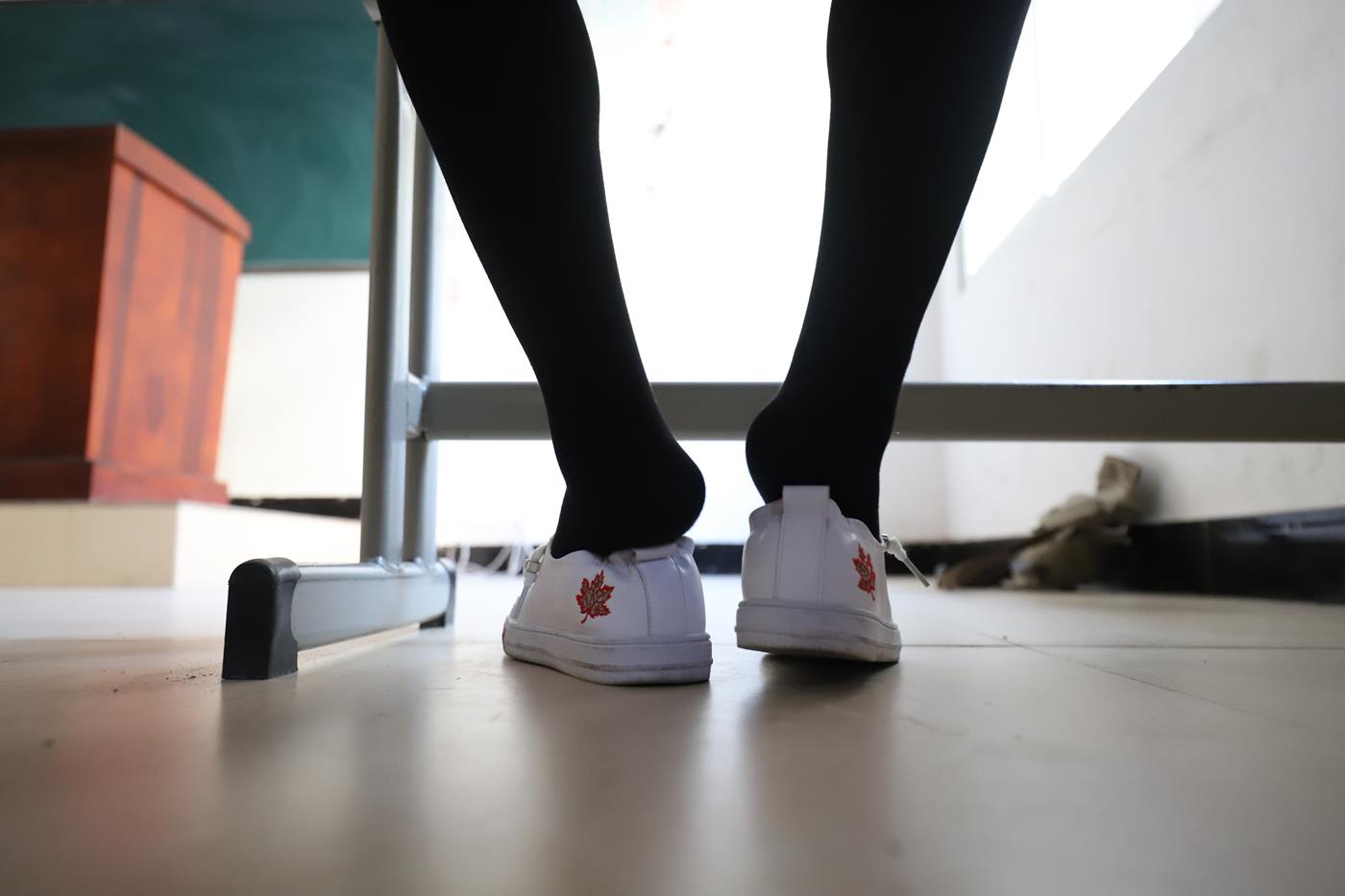 图片[56]-大西瓜爱牙膏-2019 10月活动 模特2（二） 校园厚黑丝 [104P] – 速更版-美库