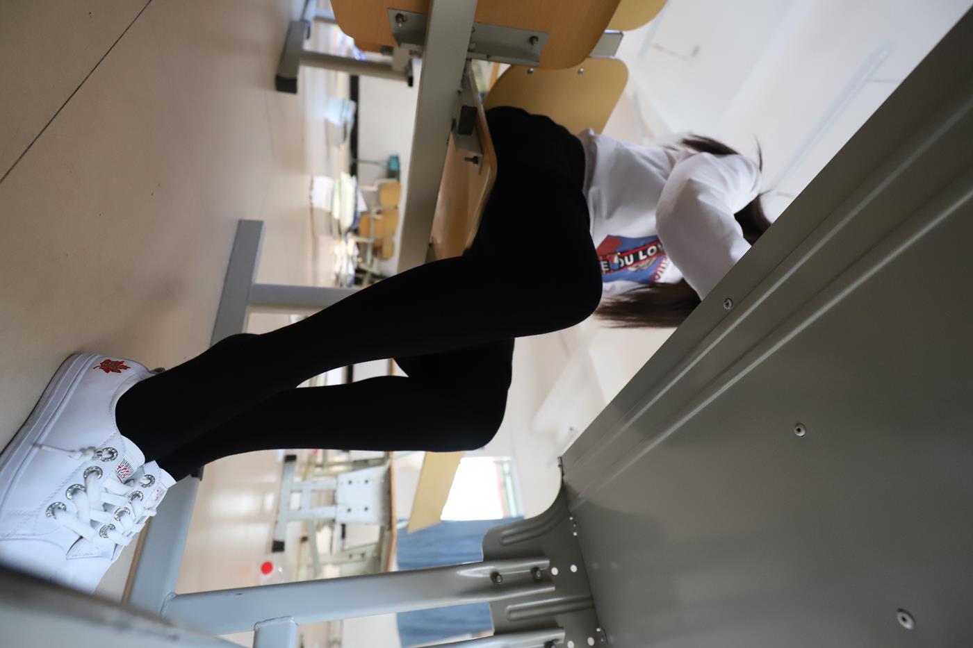 图片[78]-大西瓜爱牙膏-2019 10月活动 模特2（二） 校园厚黑丝 [104P] – 速更版-美库