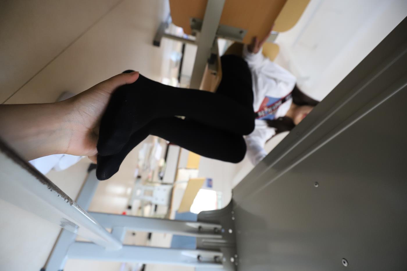 图片[98]-大西瓜爱牙膏-2019 10月活动 模特2（二） 校园厚黑丝 [104P] – 速更版-美库