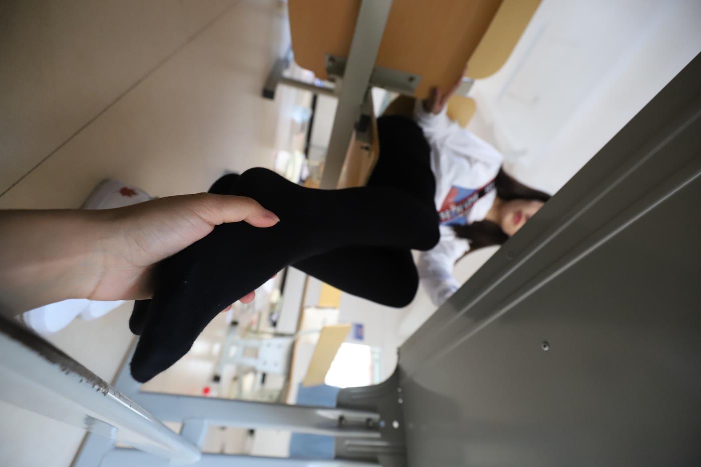 图片[100]-大西瓜爱牙膏-2019 10月活动 模特2（二） 校园厚黑丝 [104P] – 速更版-美库