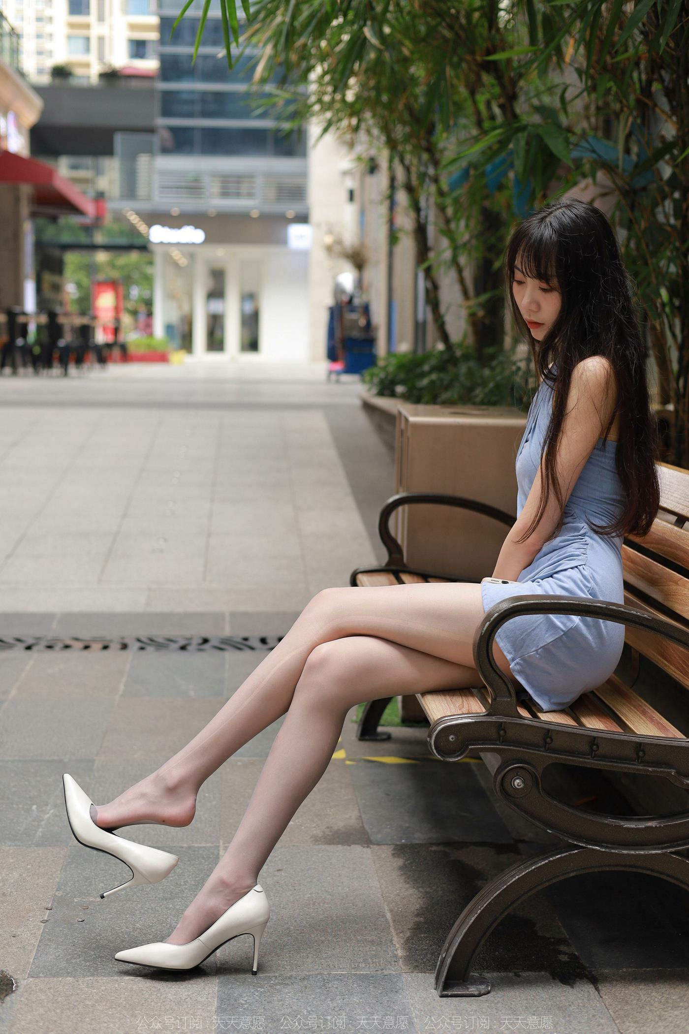 图片[10]-[IESS异思趣向] 2022.06.07 丝享家1110：团团《灰丝蓝色短裙》[86P] – 速更版-美库