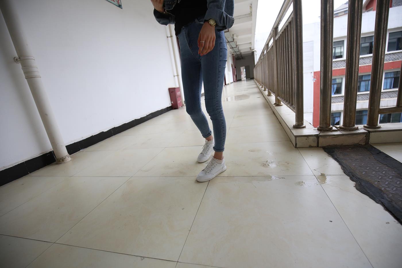 图片[42]-大西瓜爱牙膏-2019 10月活动 模特3（三） 裤里丝+蕾丝短袜（1) [84P] – 速更版-美库