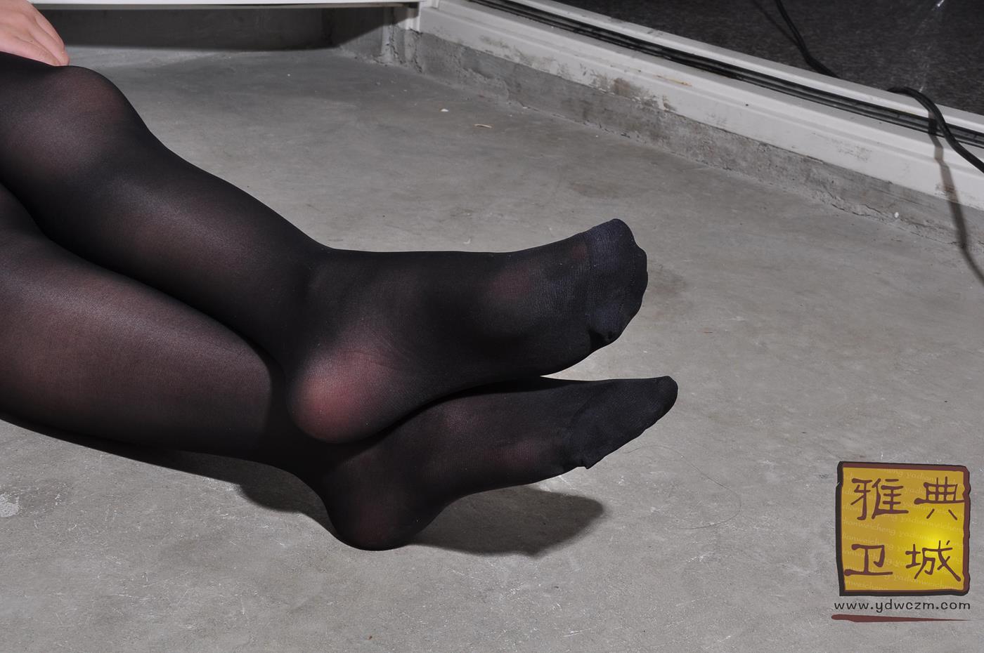 图片[41]-雅典卫城 黑丝牛仔短裤 2010-004 (3) [91P] – 速更版-美库