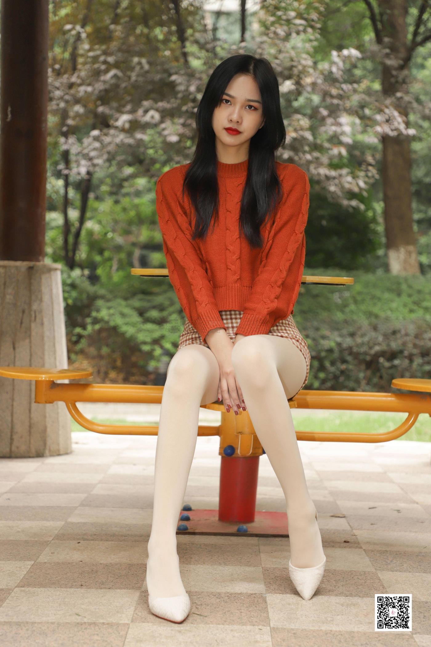 图片[12]-[SiHua思话] SJ065 橙子 冬日公园那一缕阳光 [48P] – 速更版-美库