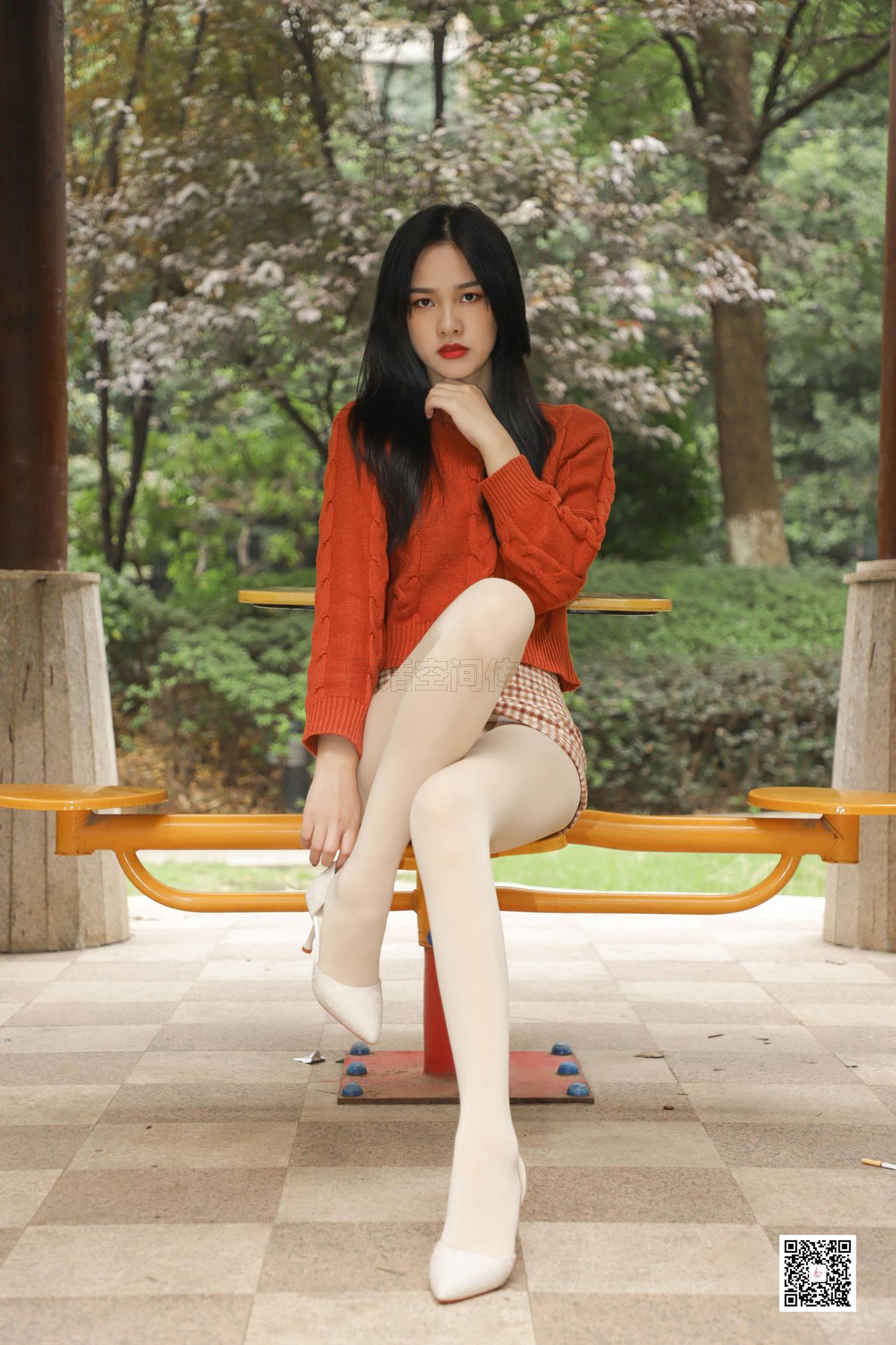 图片[14]-[SiHua思话] SJ065 橙子 冬日公园那一缕阳光 [48P] – 速更版-美库