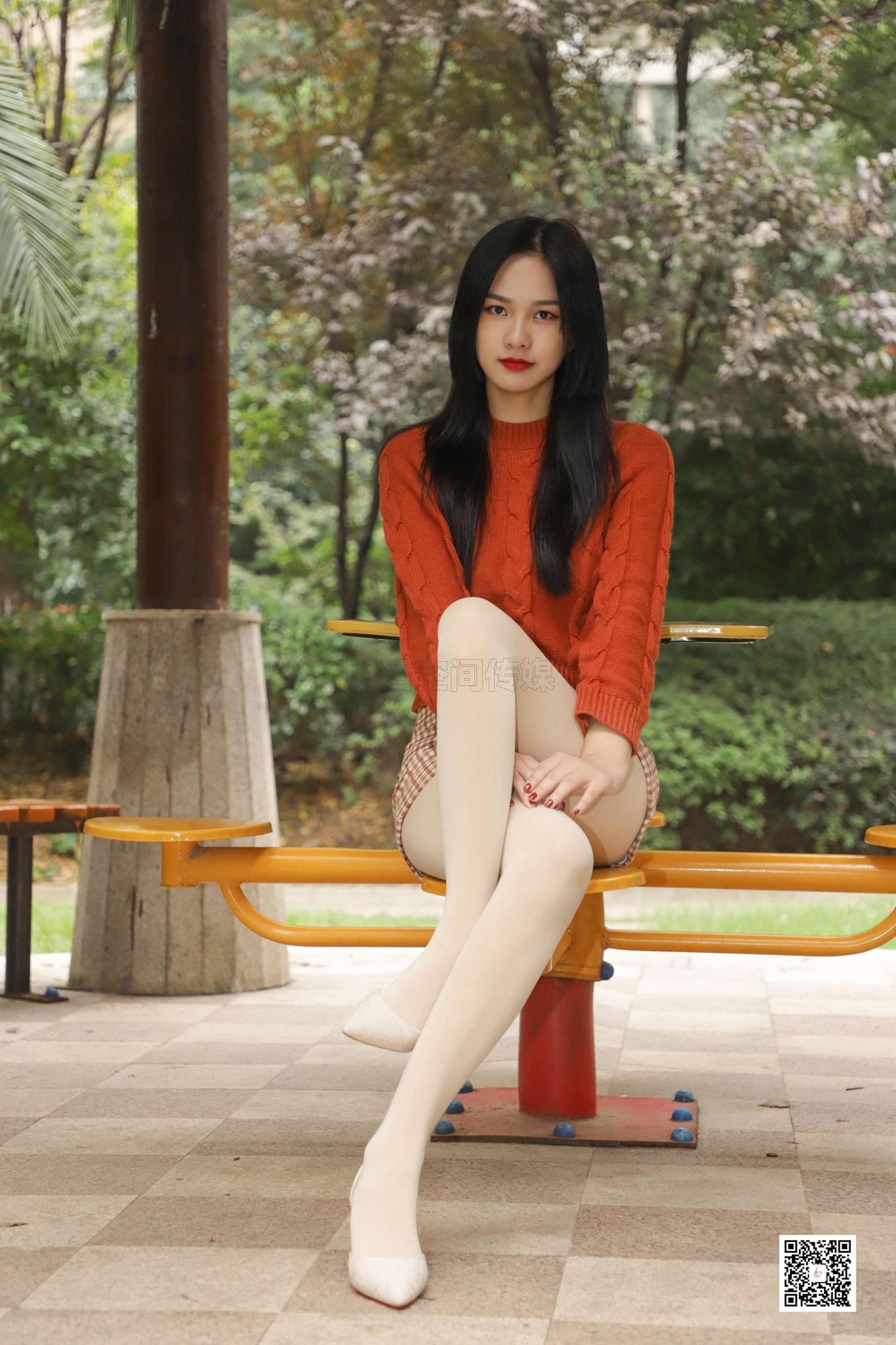 图片[15]-[SiHua思话] SJ065 橙子 冬日公园那一缕阳光 [48P] – 速更版-美库