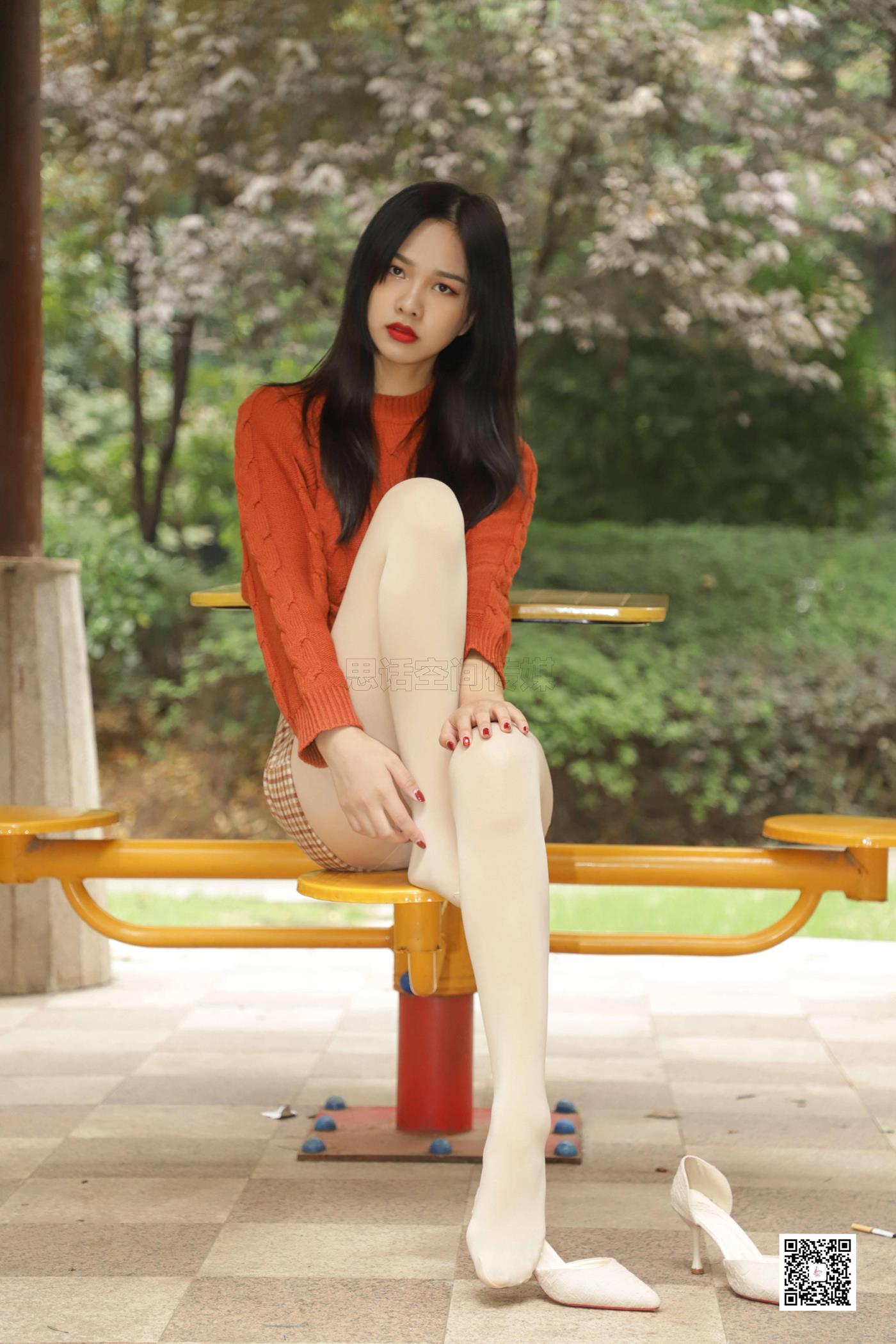 图片[33]-[SiHua思话] SJ065 橙子 冬日公园那一缕阳光 [48P] – 速更版-美库