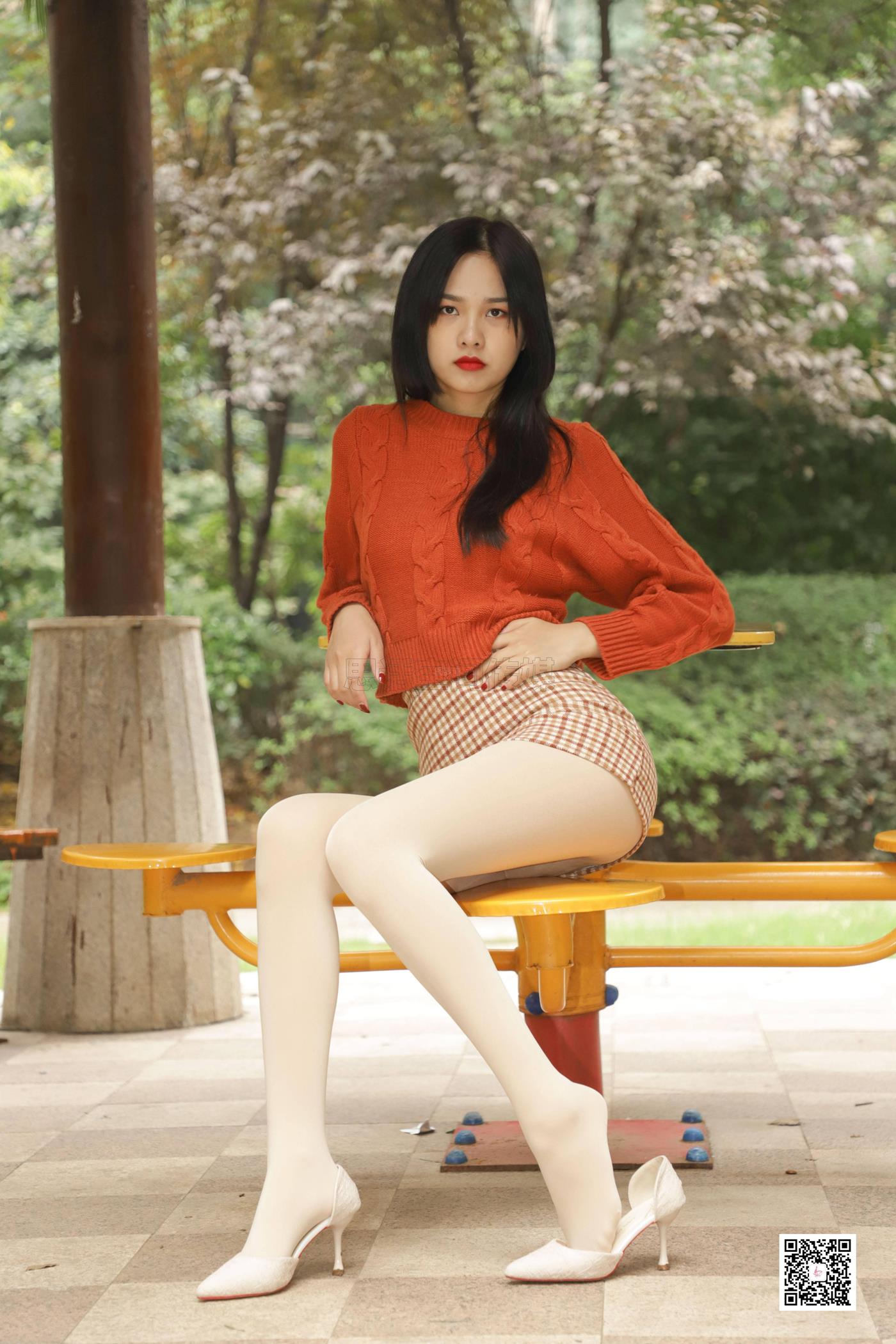 图片[38]-[SiHua思话] SJ065 橙子 冬日公园那一缕阳光 [48P] – 速更版-美库