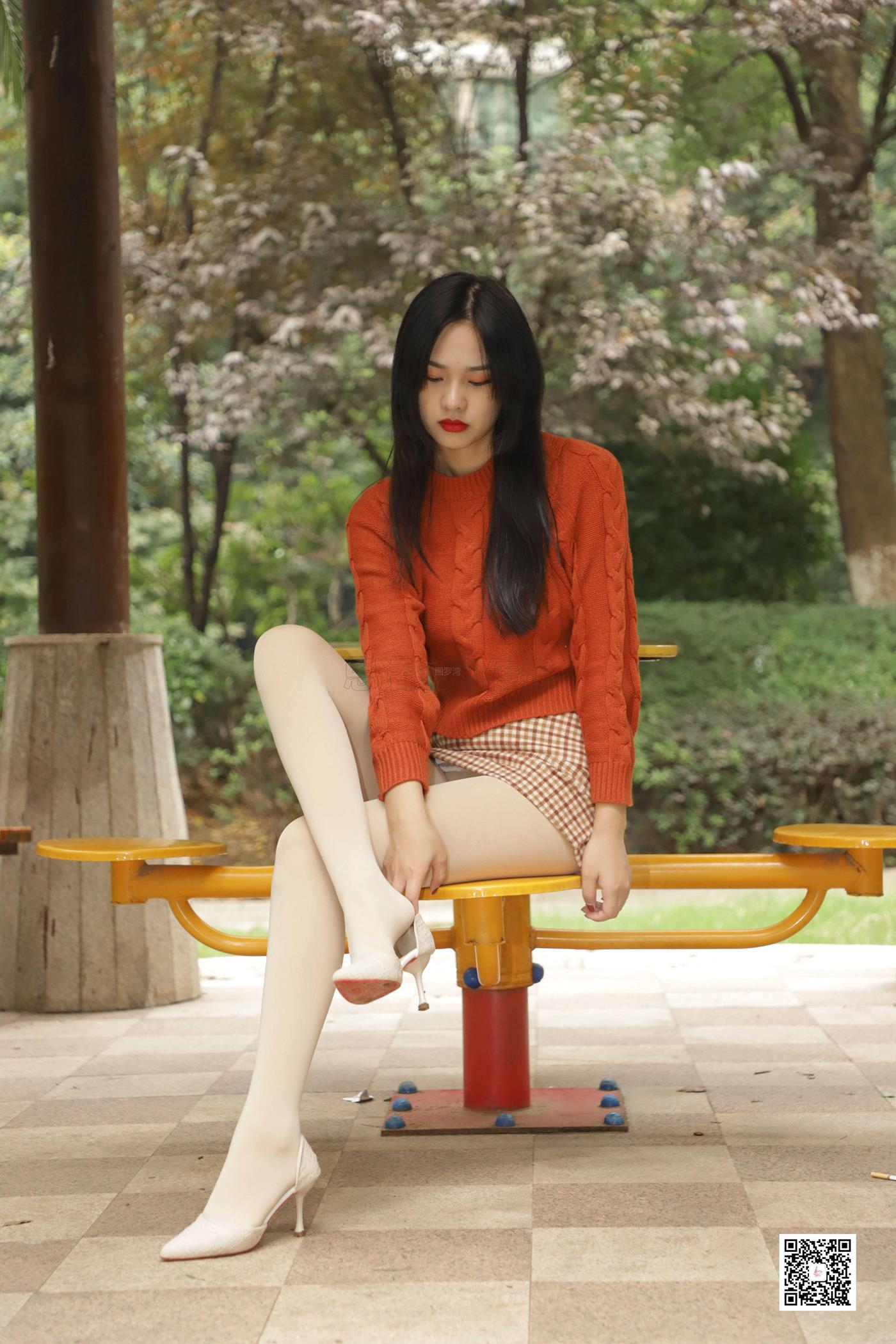 图片[40]-[SiHua思话] SJ065 橙子 冬日公园那一缕阳光 [48P] – 速更版-美库