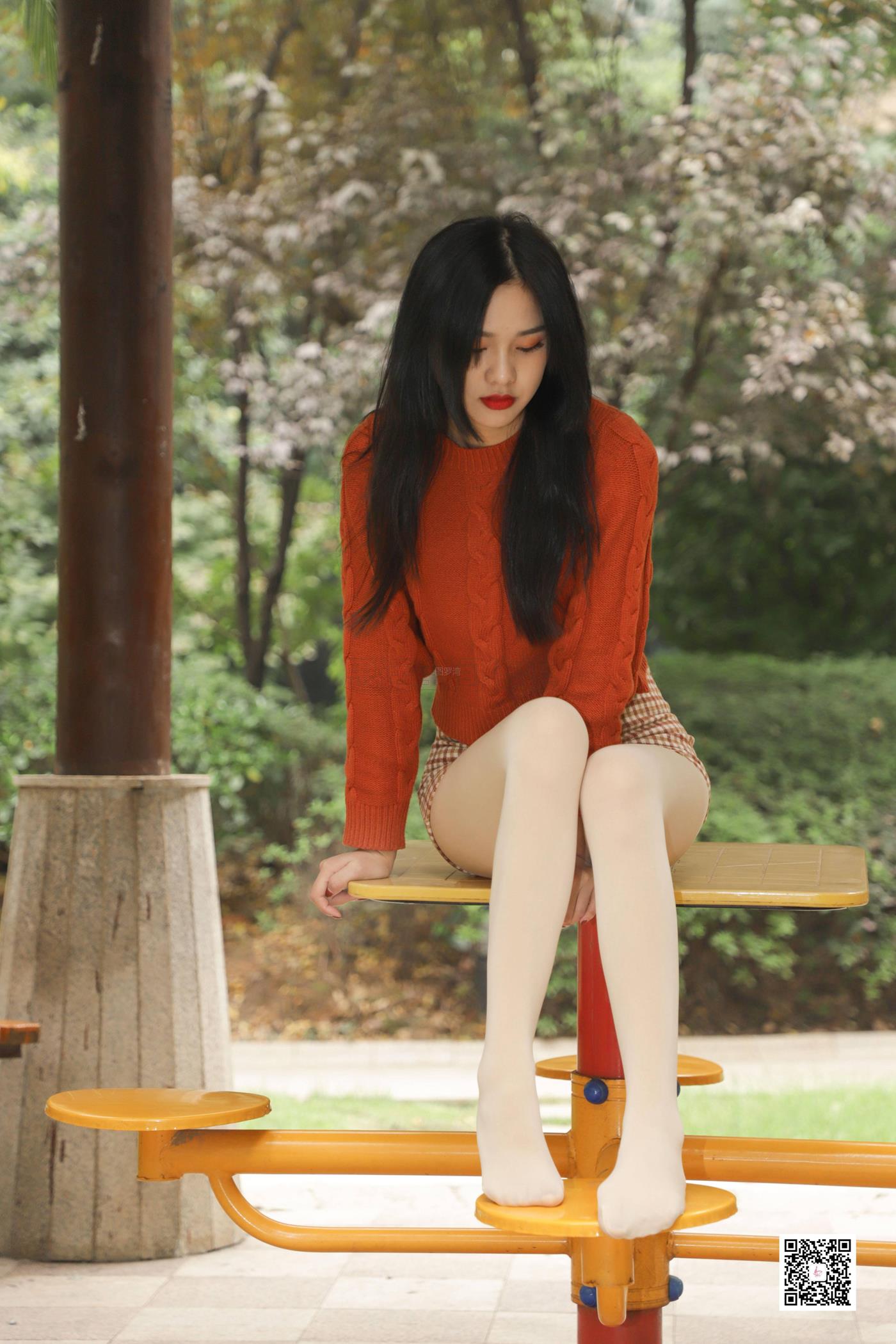 图片[41]-[SiHua思话] SJ065 橙子 冬日公园那一缕阳光 [48P] – 速更版-美库