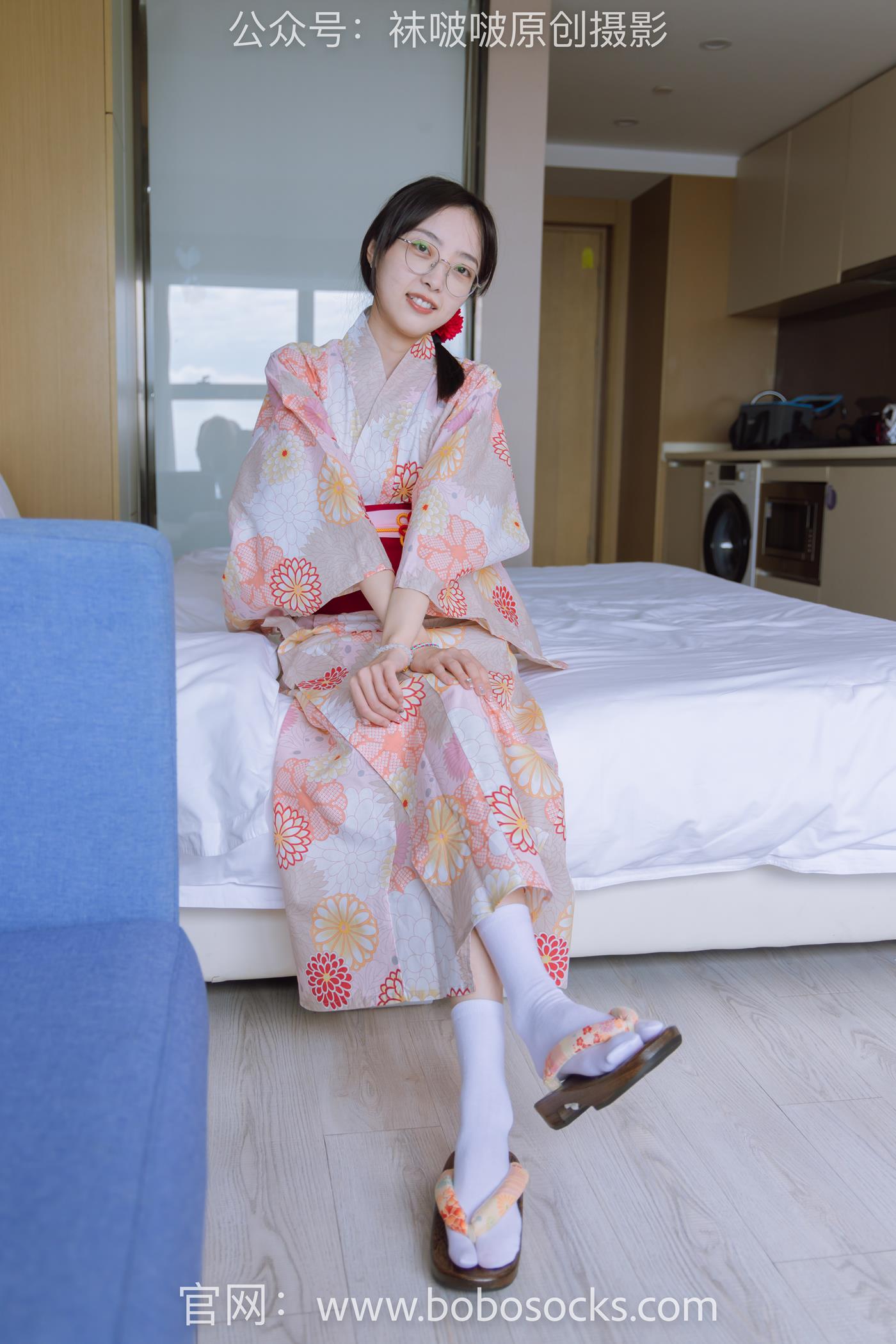 图片[11]-[BoBoSocks袜啵啵]NO.137 稚予-木屐、分指白棉袜、裸足、和风浴衣 (1) [80P] – 速更版-美库