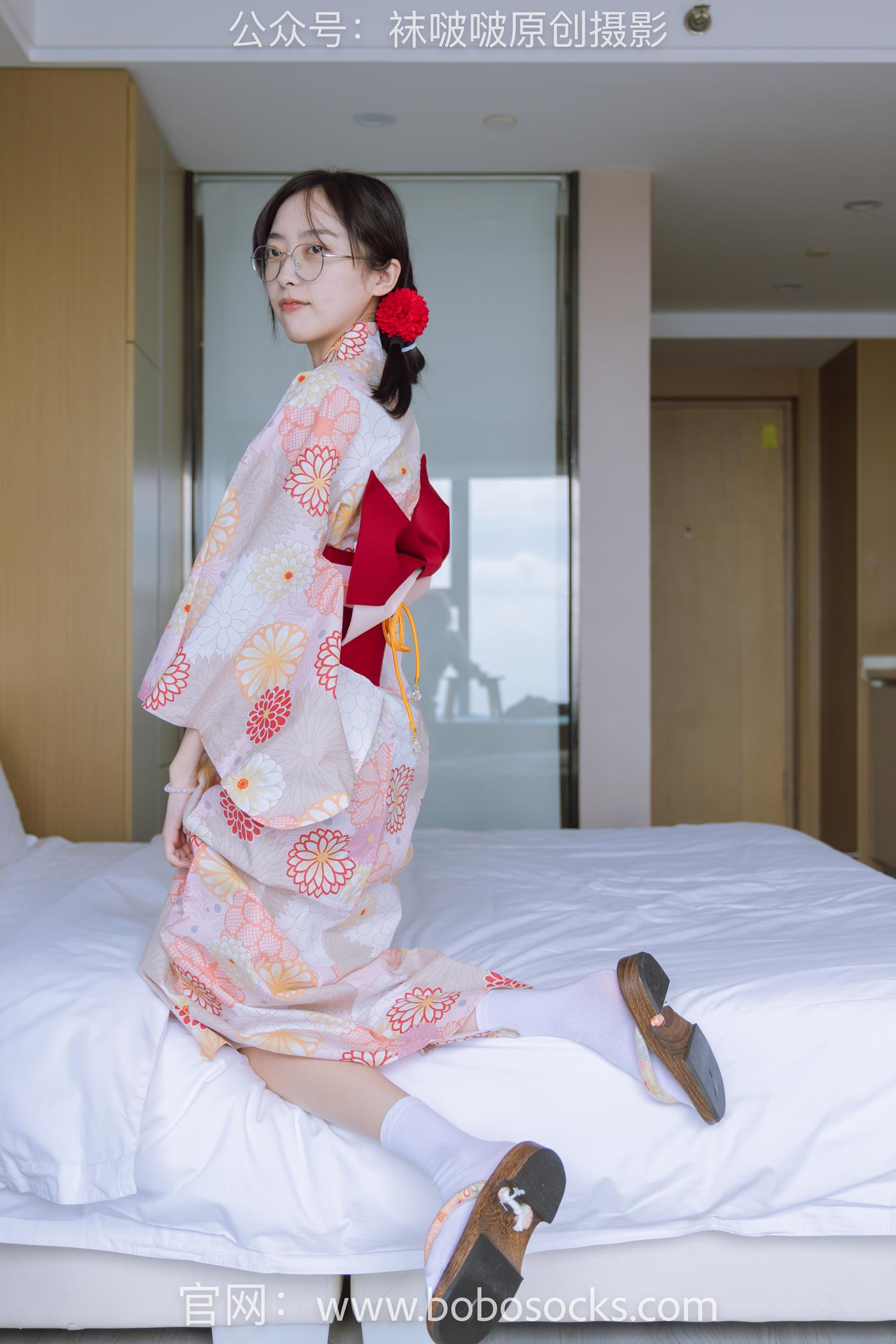 图片[15]-[BoBoSocks袜啵啵]NO.137 稚予-木屐、分指白棉袜、裸足、和风浴衣 (1) [80P] – 速更版-美库