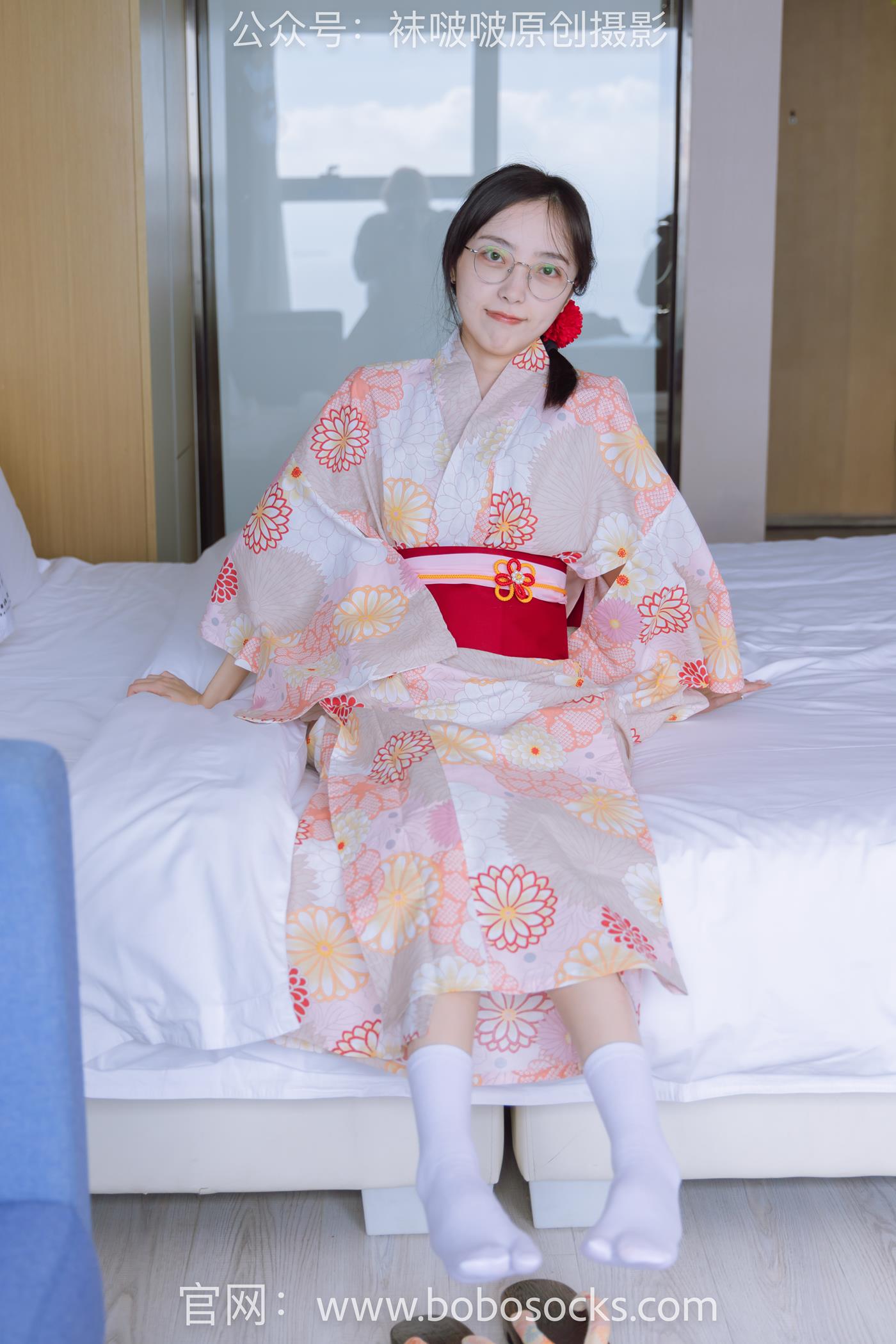 图片[57]-[BoBoSocks袜啵啵]NO.137 稚予-木屐、分指白棉袜、裸足、和风浴衣 (1) [80P] – 速更版-美库