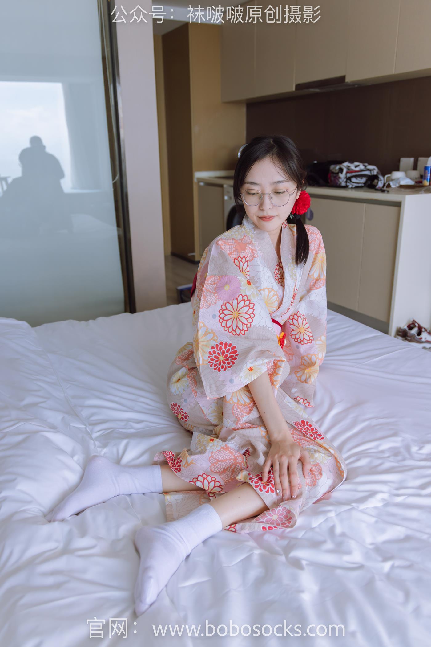 图片[59]-[BoBoSocks袜啵啵]NO.137 稚予-木屐、分指白棉袜、裸足、和风浴衣 (2) [90P] – 速更版-美库