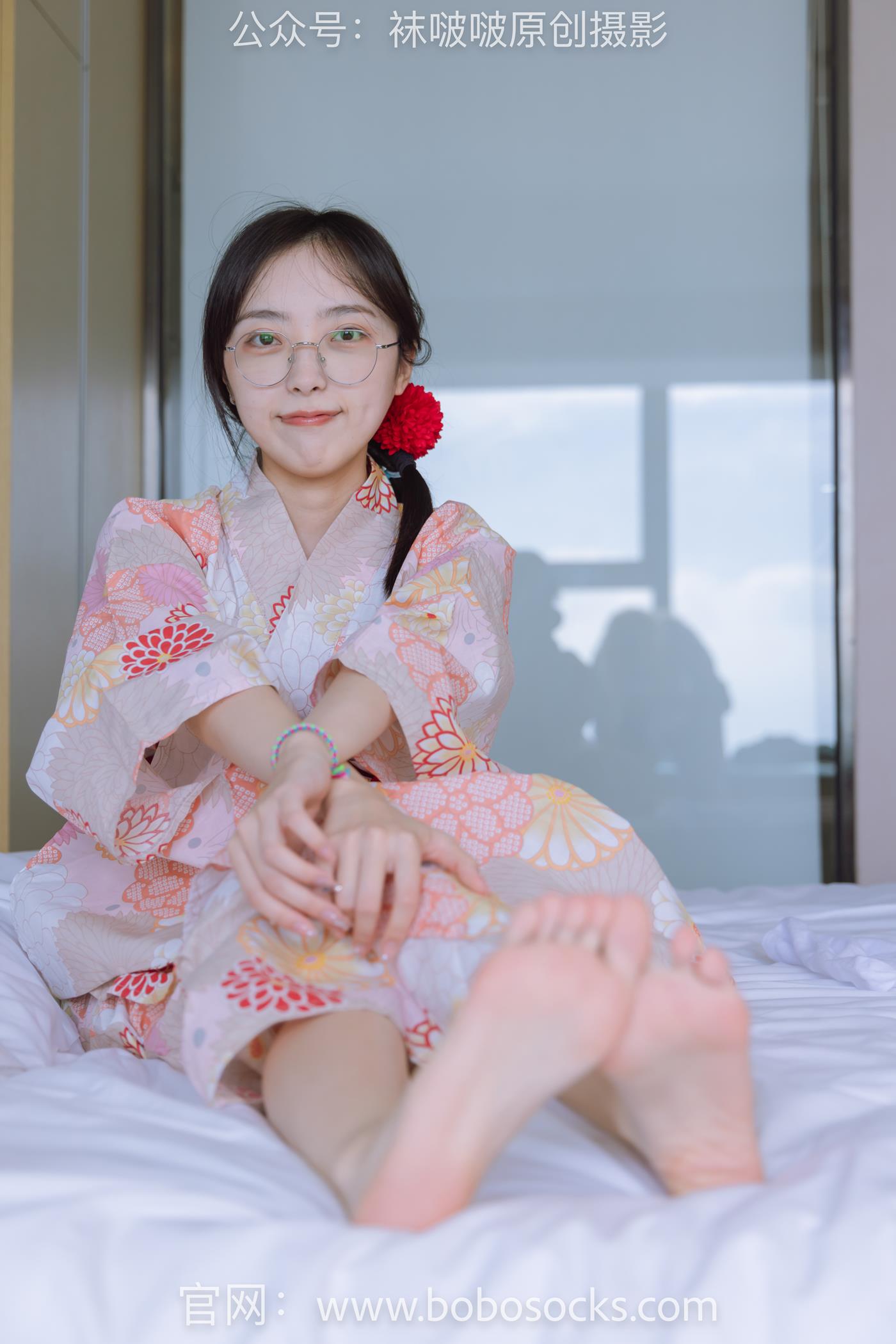 图片[64]-[BoBoSocks袜啵啵]NO.137 稚予-木屐、分指白棉袜、裸足、和风浴衣 (2) [90P] – 速更版-美库