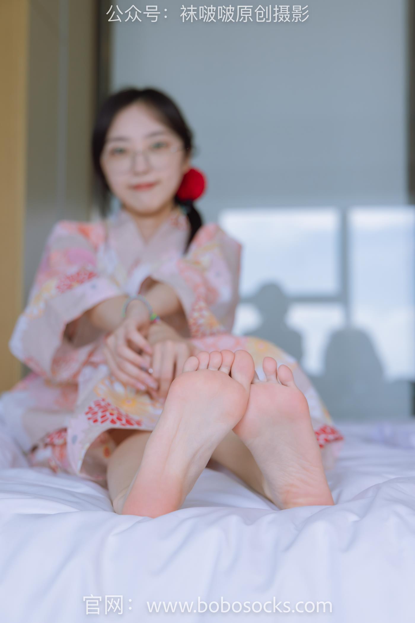 图片[65]-[BoBoSocks袜啵啵]NO.137 稚予-木屐、分指白棉袜、裸足、和风浴衣 (2) [90P] – 速更版-美库